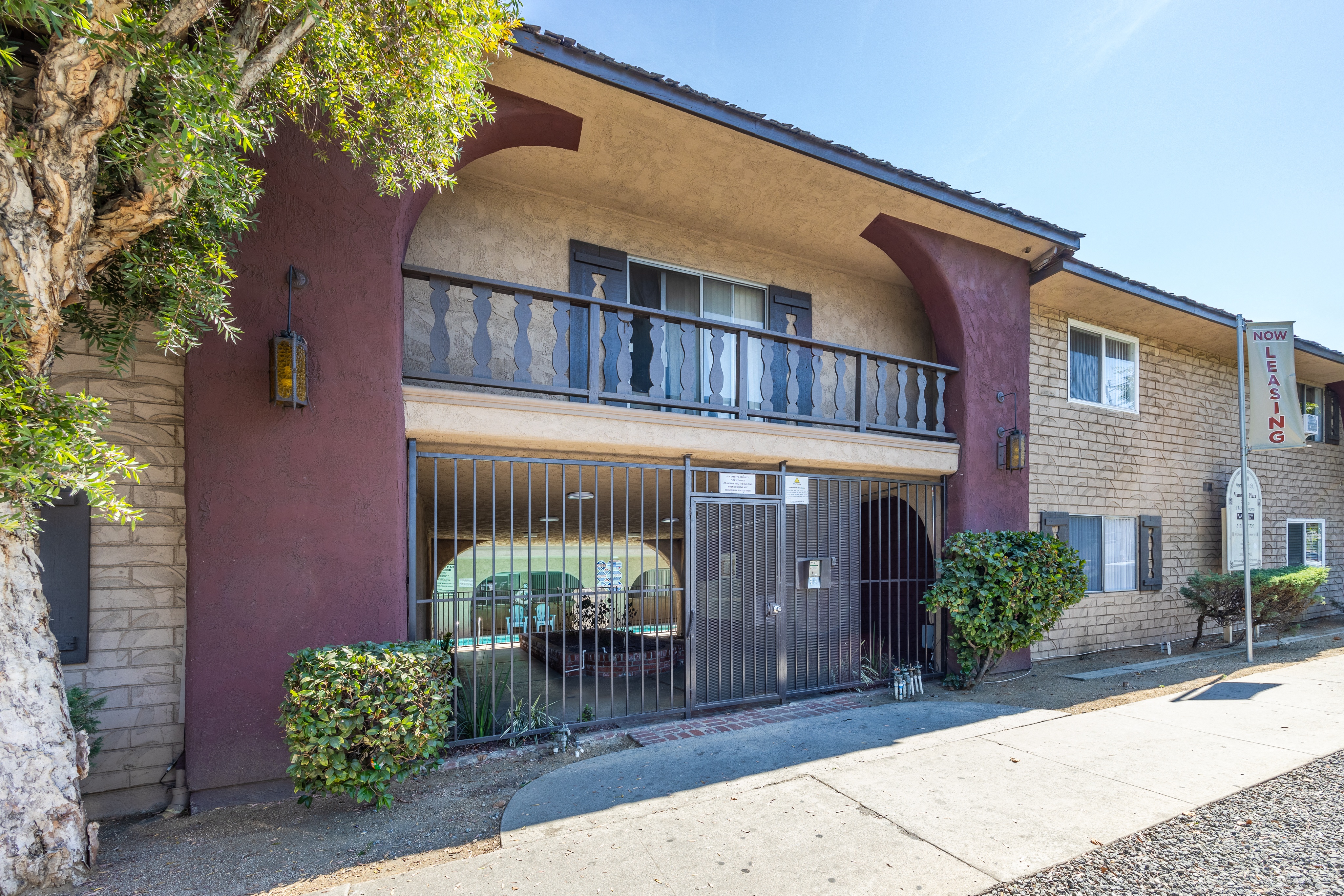 property for rent #1