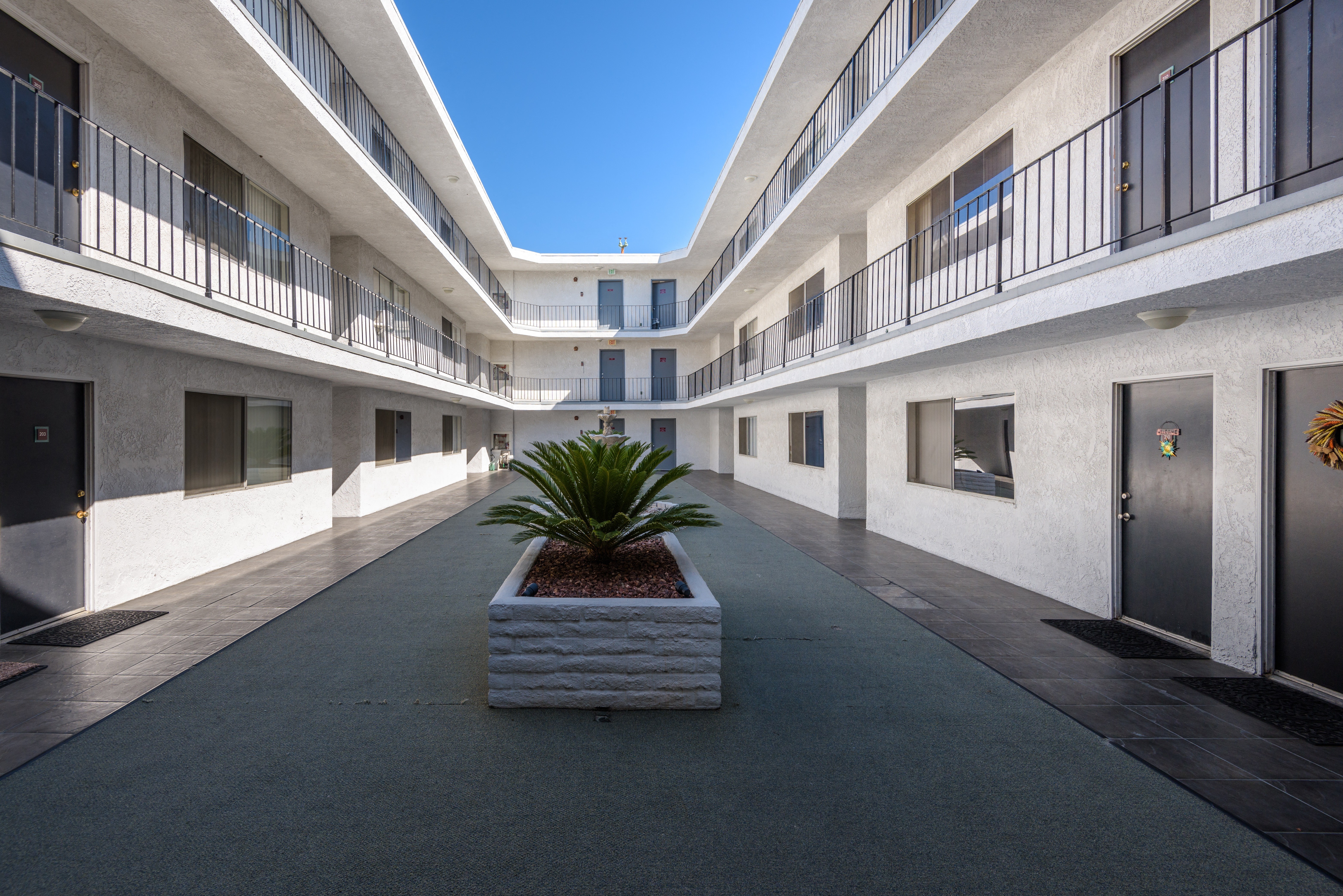 property for rent #4