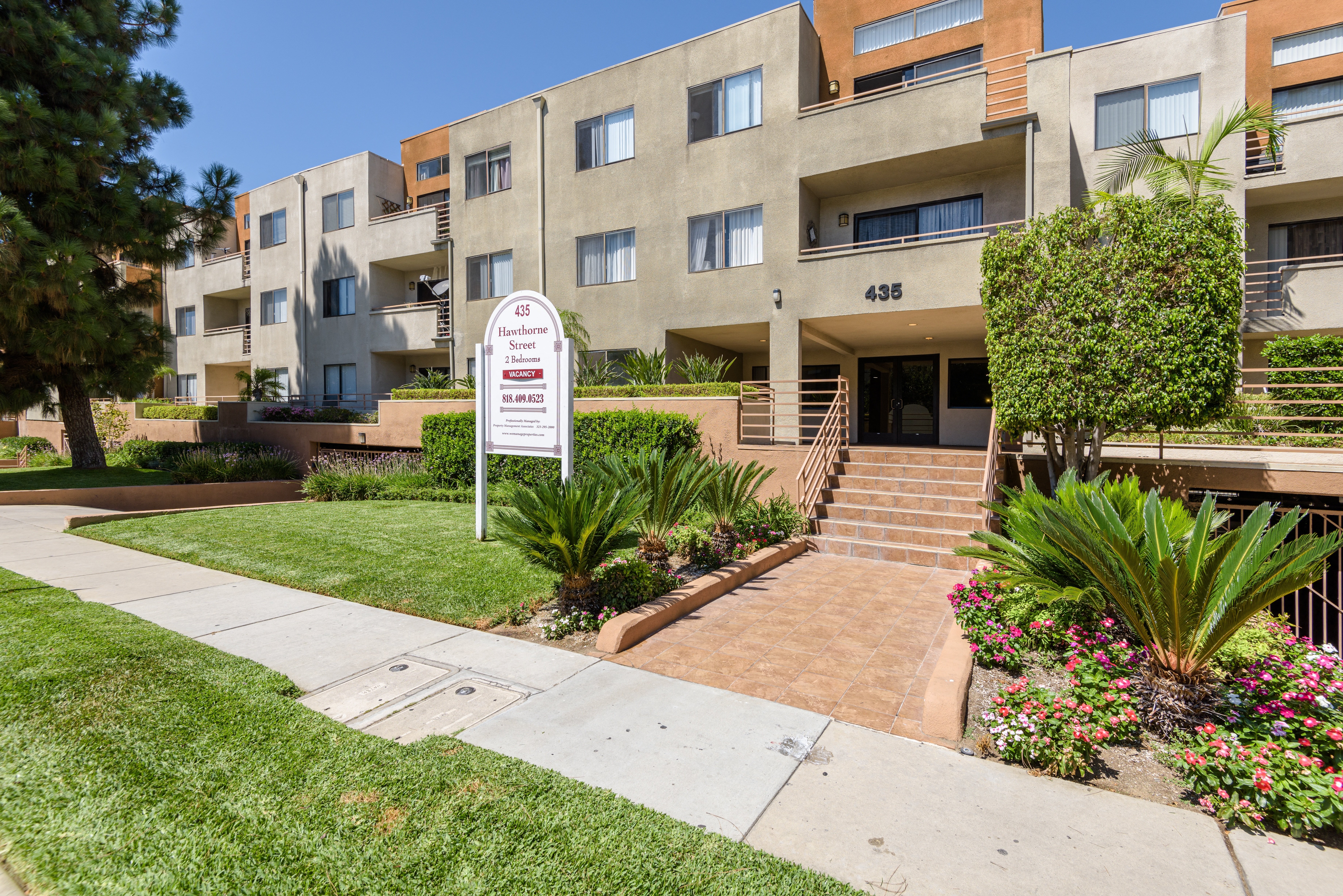 property for rent #1