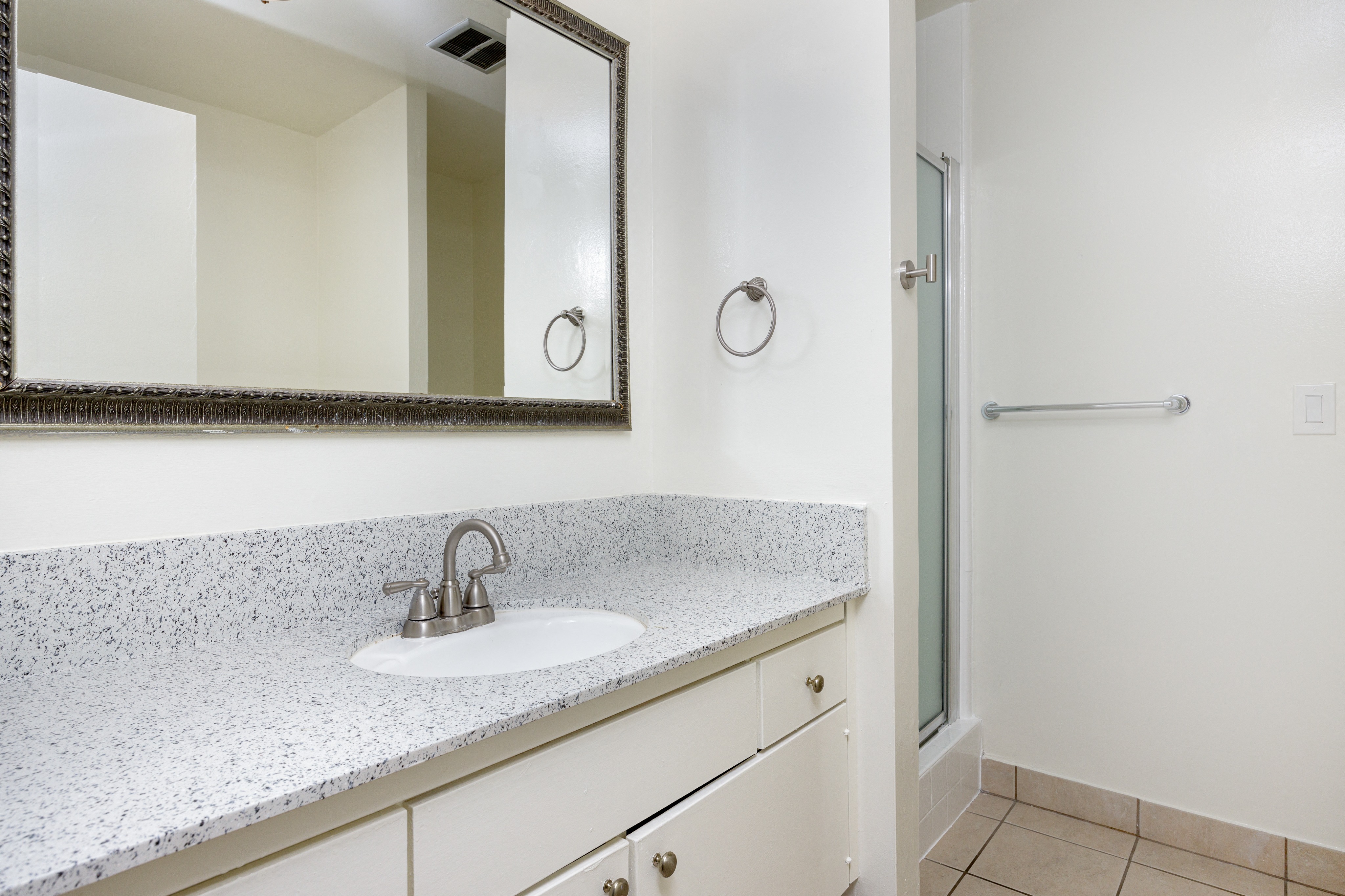 property for rent #6