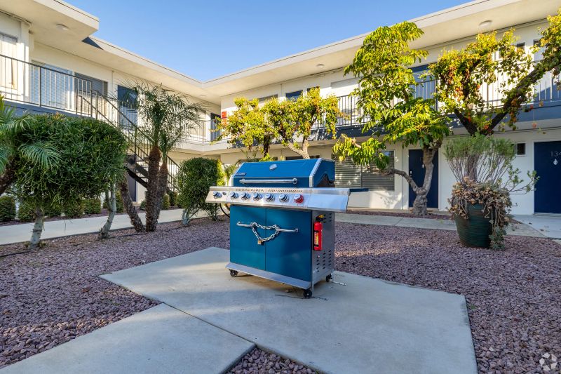 property for rent #4