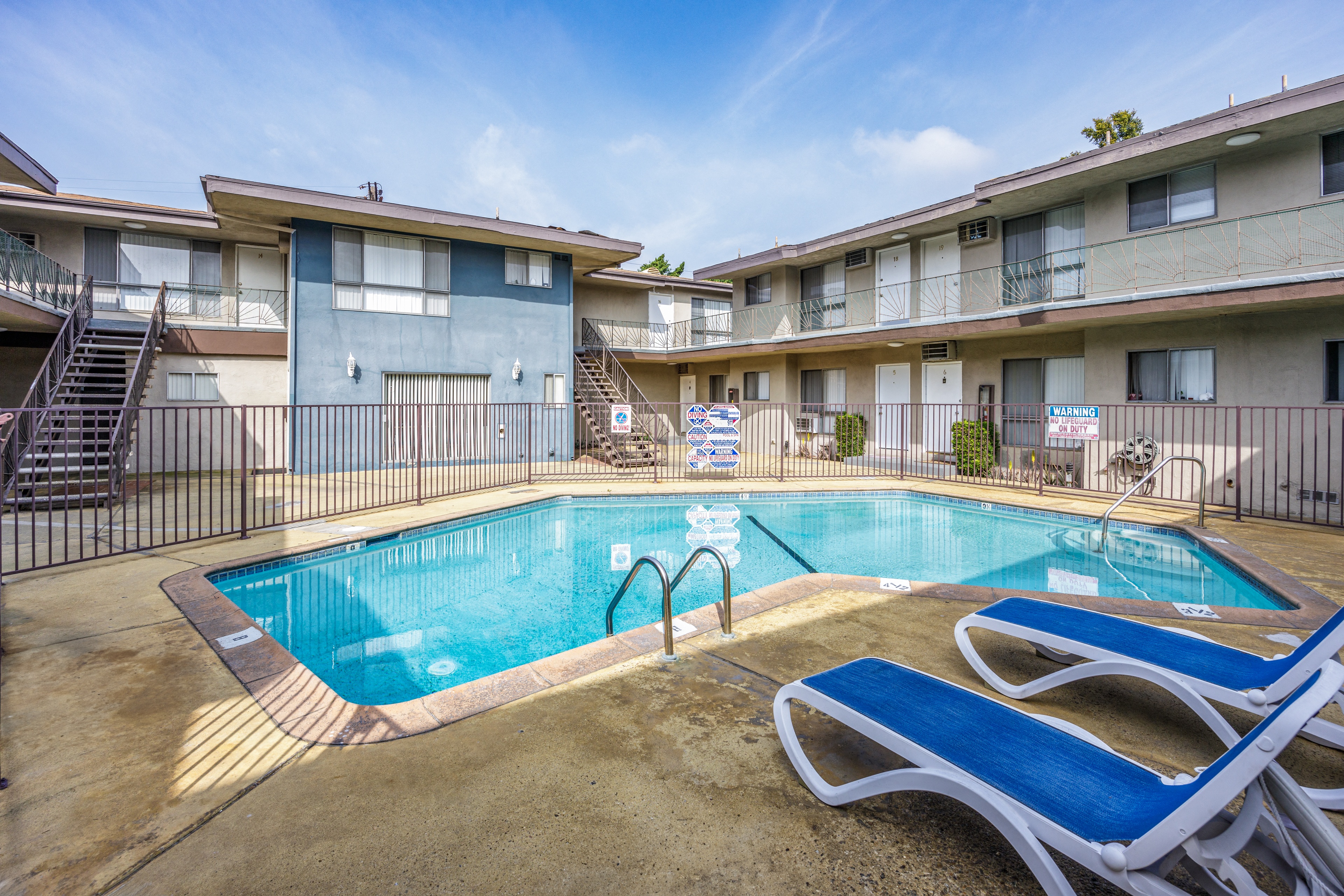 property for rent #3