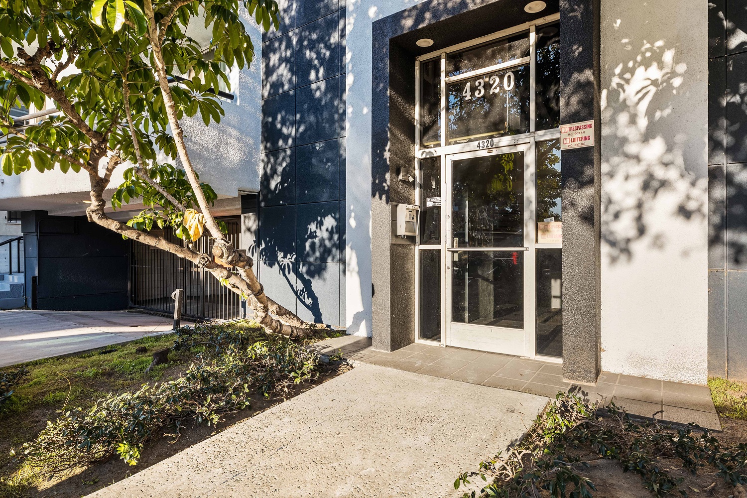 property for rent #1