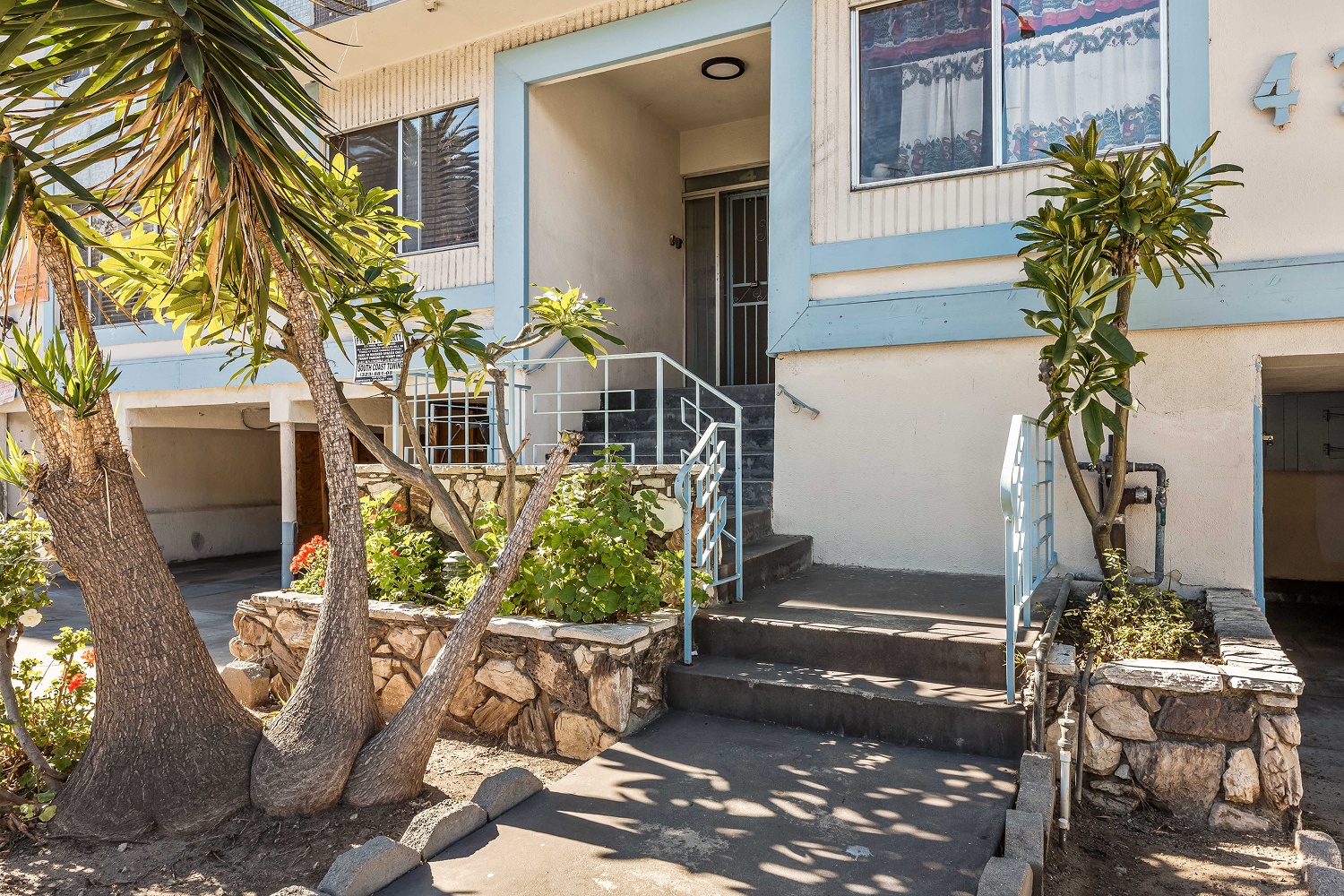 property for rent #1