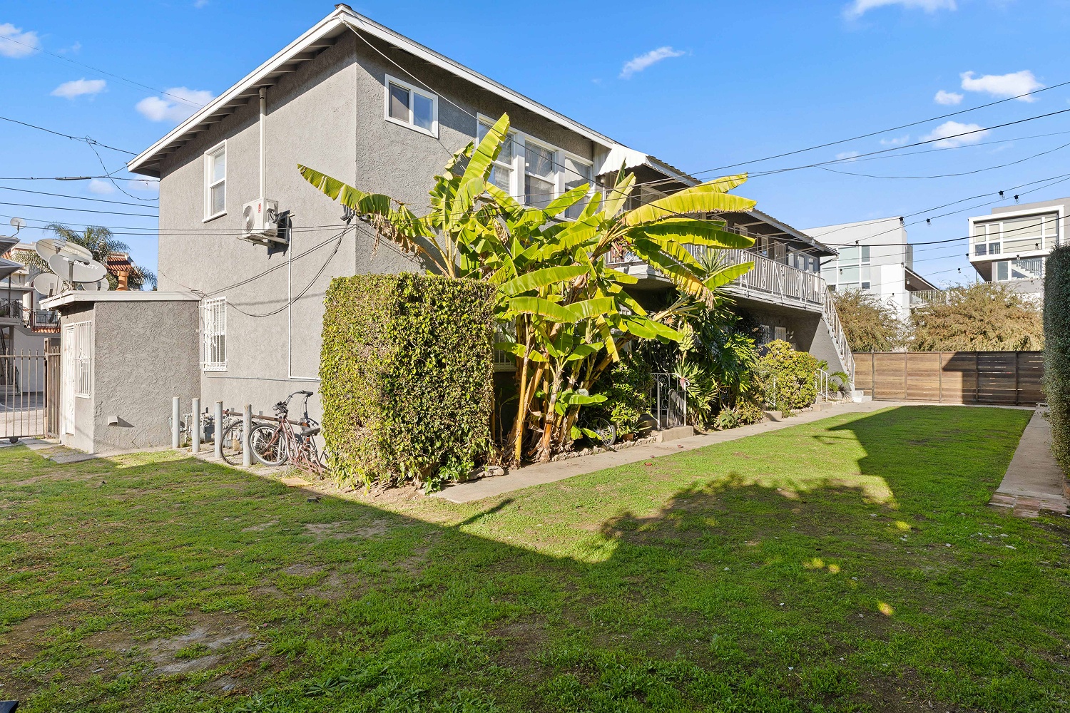 property for rent #1