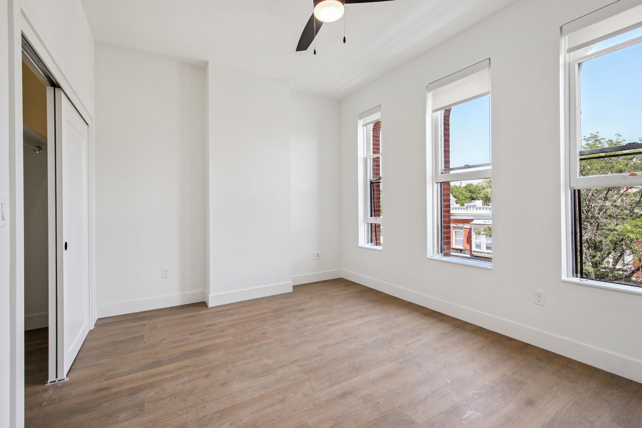 The Griffin 2949 Zuni St, Denver, CO 80211 - Leasing by Cross Street