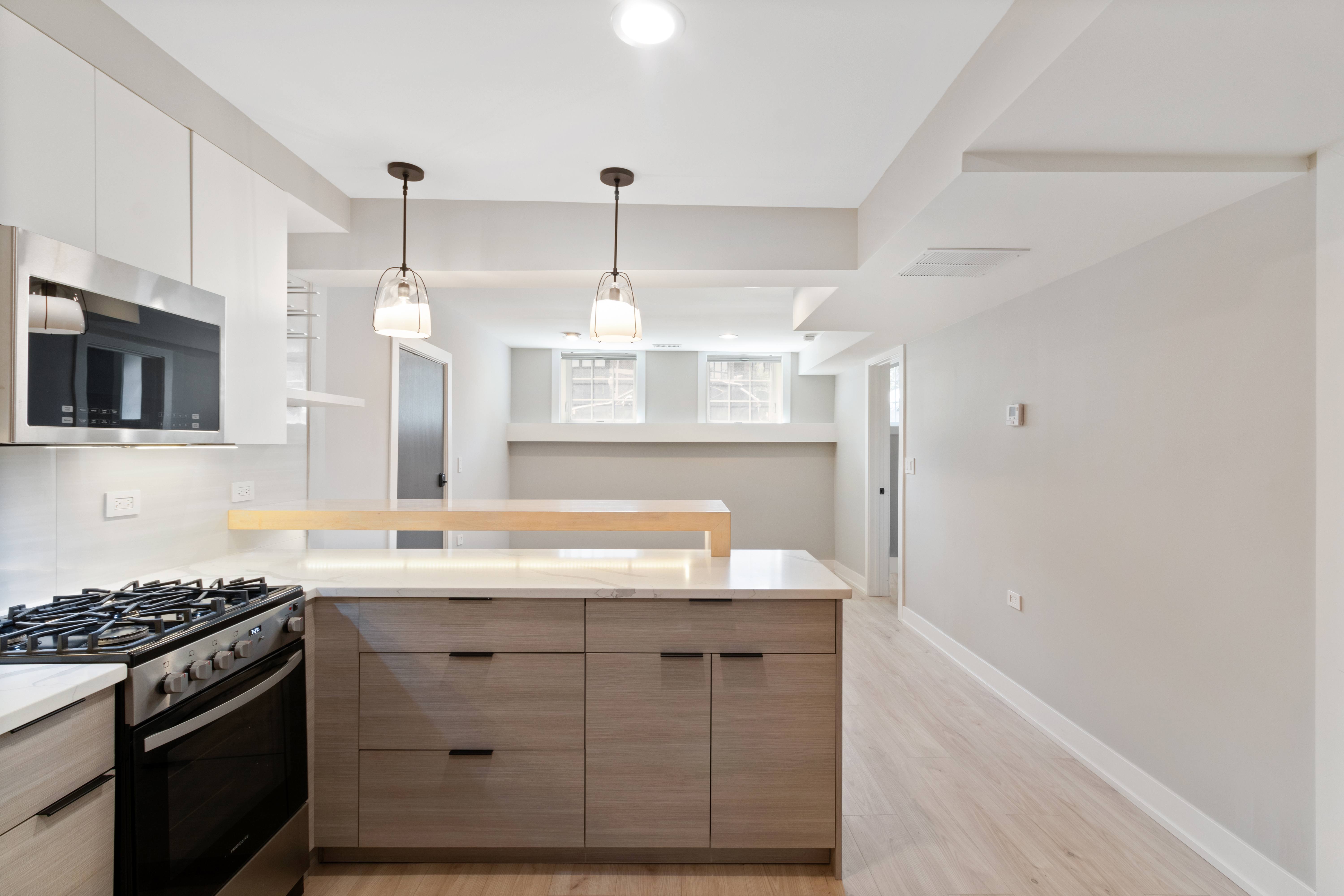 1401-03 N. Wicker Park Ave./1826 W. Evergreen Ave. 1401-03 N. Wicker Park Ave., Chicago, IL 60622 West Town - Leasing by Cross Street