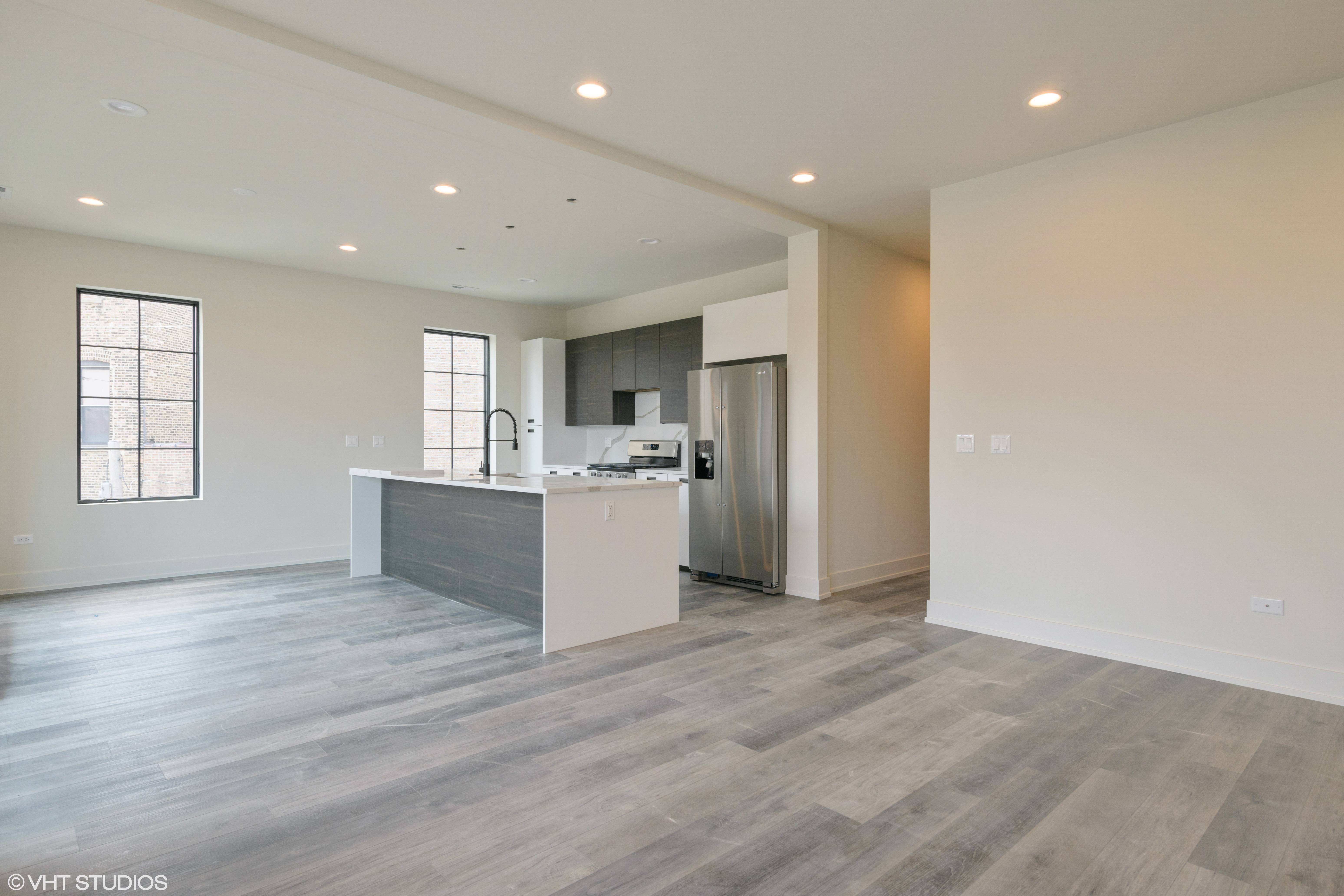 1220 N Bosworth Ave 1220 N Bosworth Ave, Chicago, IL 60642 Noble Square - Leasing by Cross Street
