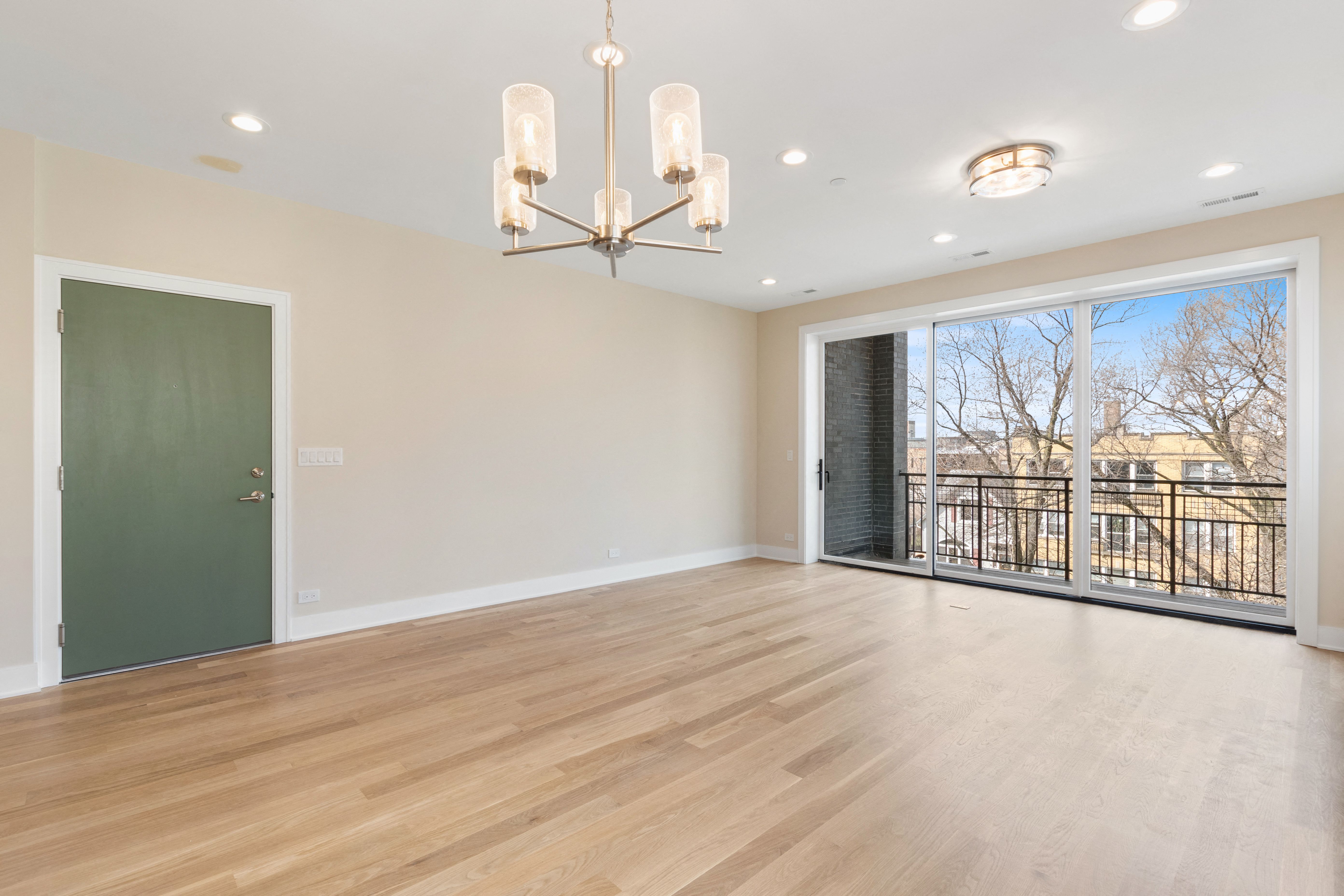 4861 N Hermitage Ave 4861 N Hermitage Ave, Chicago, IL 60640 - Leasing by Cross Street