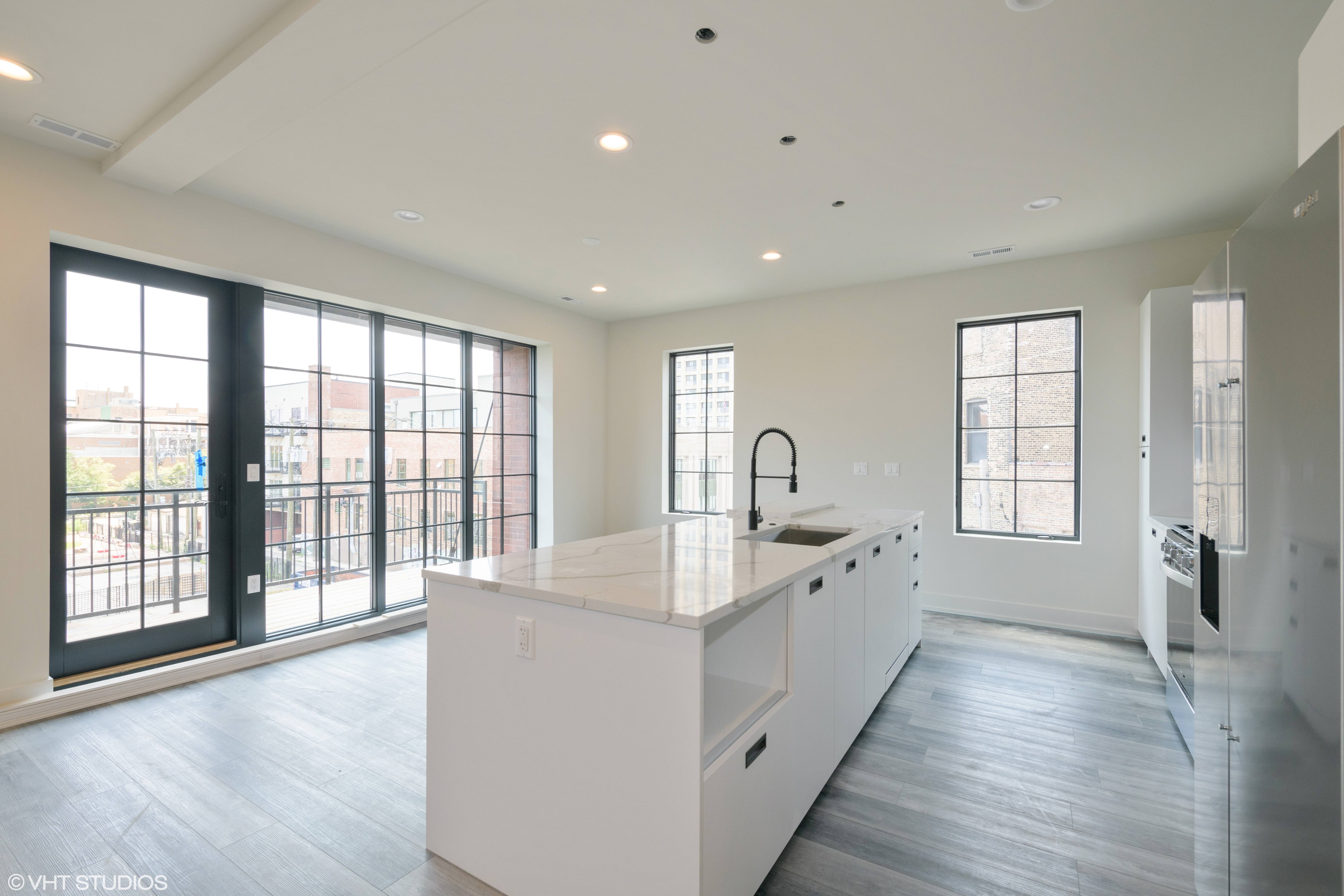 1220 N Bosworth Ave 1220 N Bosworth Ave, Chicago, IL 60642 Noble Square - Leasing by Cross Street
