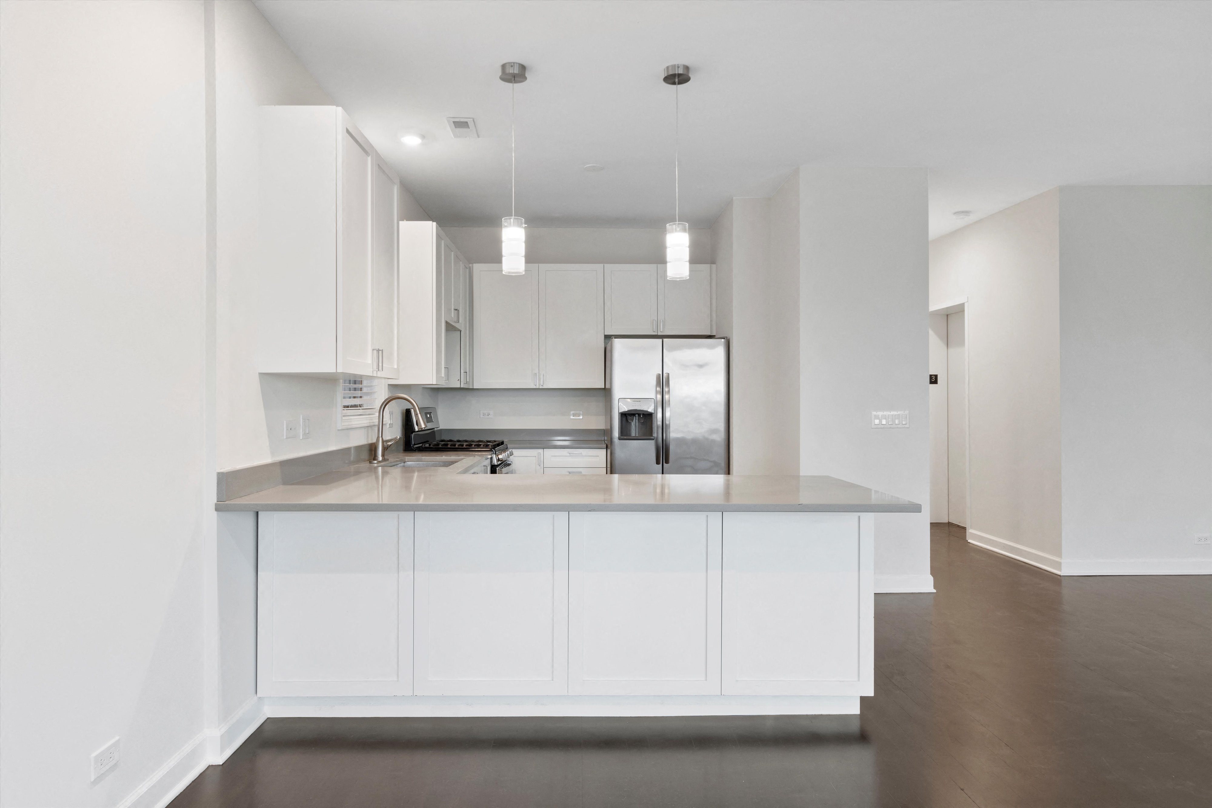 1636-56 N. Bosworth Ave. 1636-56 N. Bosworth Ave., Chicago, IL 60642 Bucktown - Leasing by Cross Street