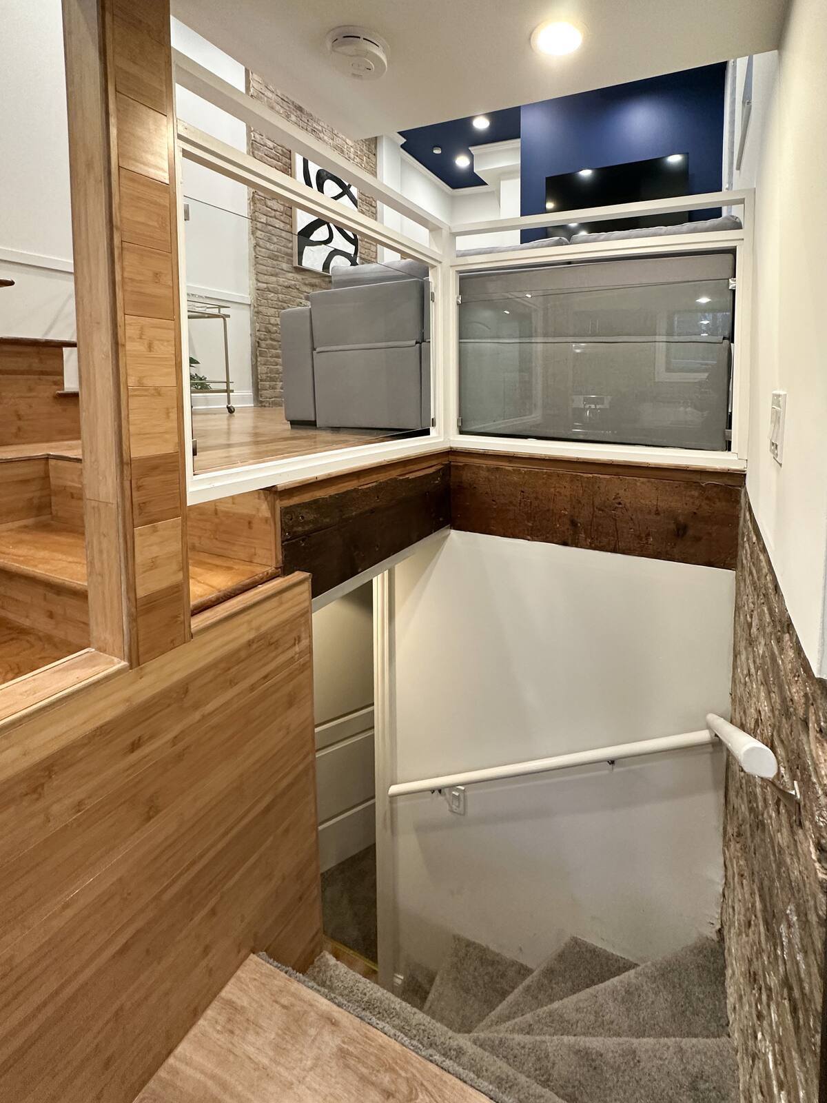 53 W. Burton Pl. 53 W. Burton Pl., Chicago, IL 60610 - Leasing by Cross Street