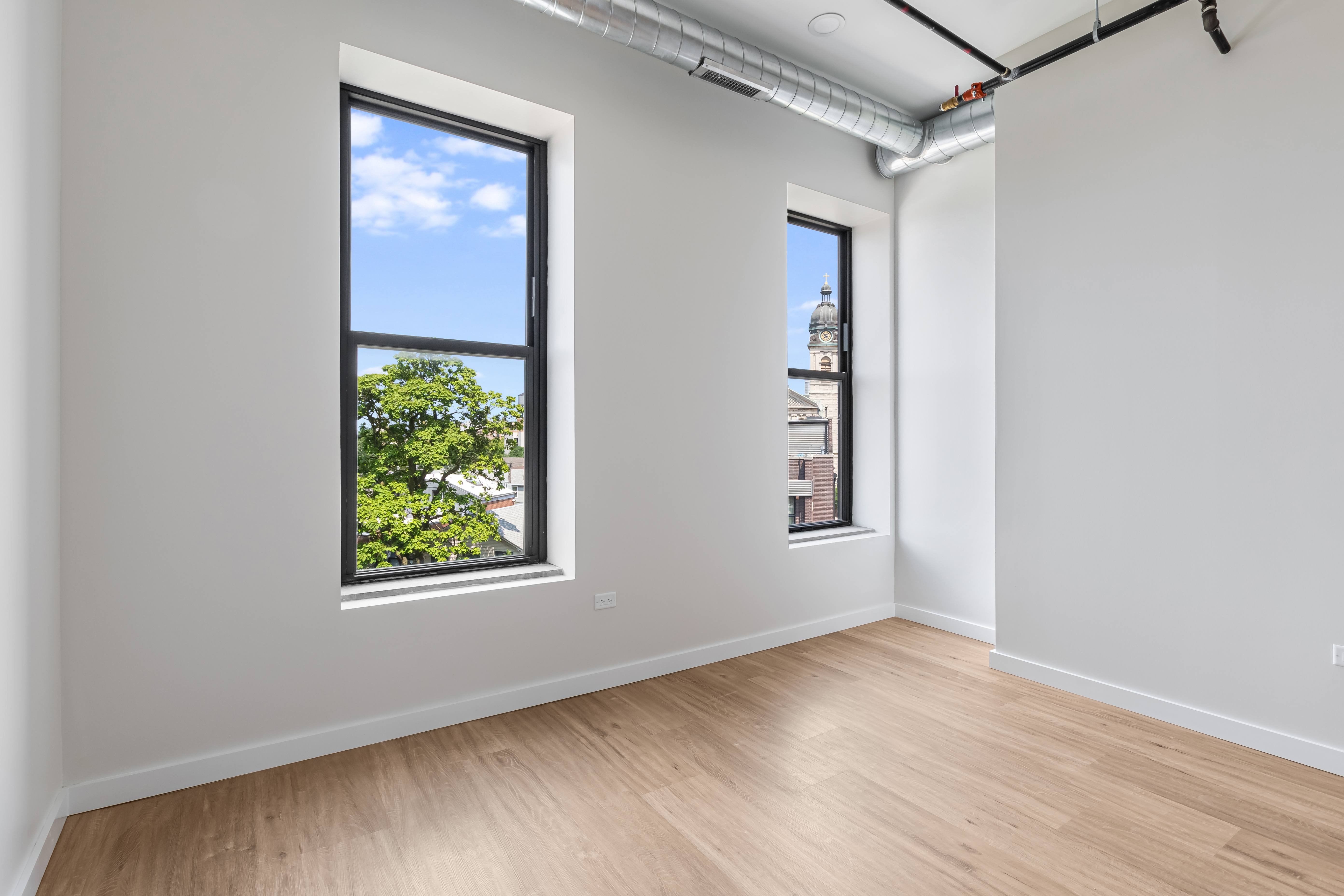 805 N. Milwaukee 805 N. Milwaukee Ave., Chicago 60642 River West - Leasing by Cross Street
