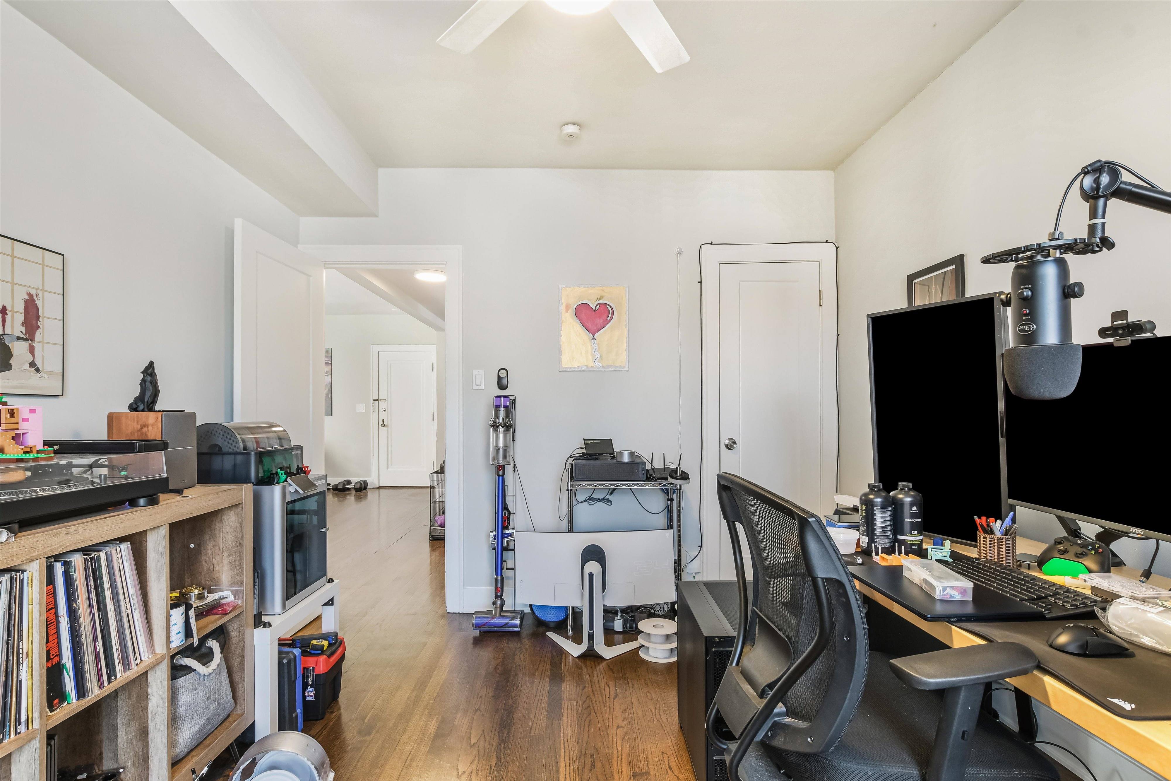 3228 N. Hamlin Ave. 3228 N. Hamlin Ave., Chicago, IL 60618 Avondale - Leasing by Cross Street