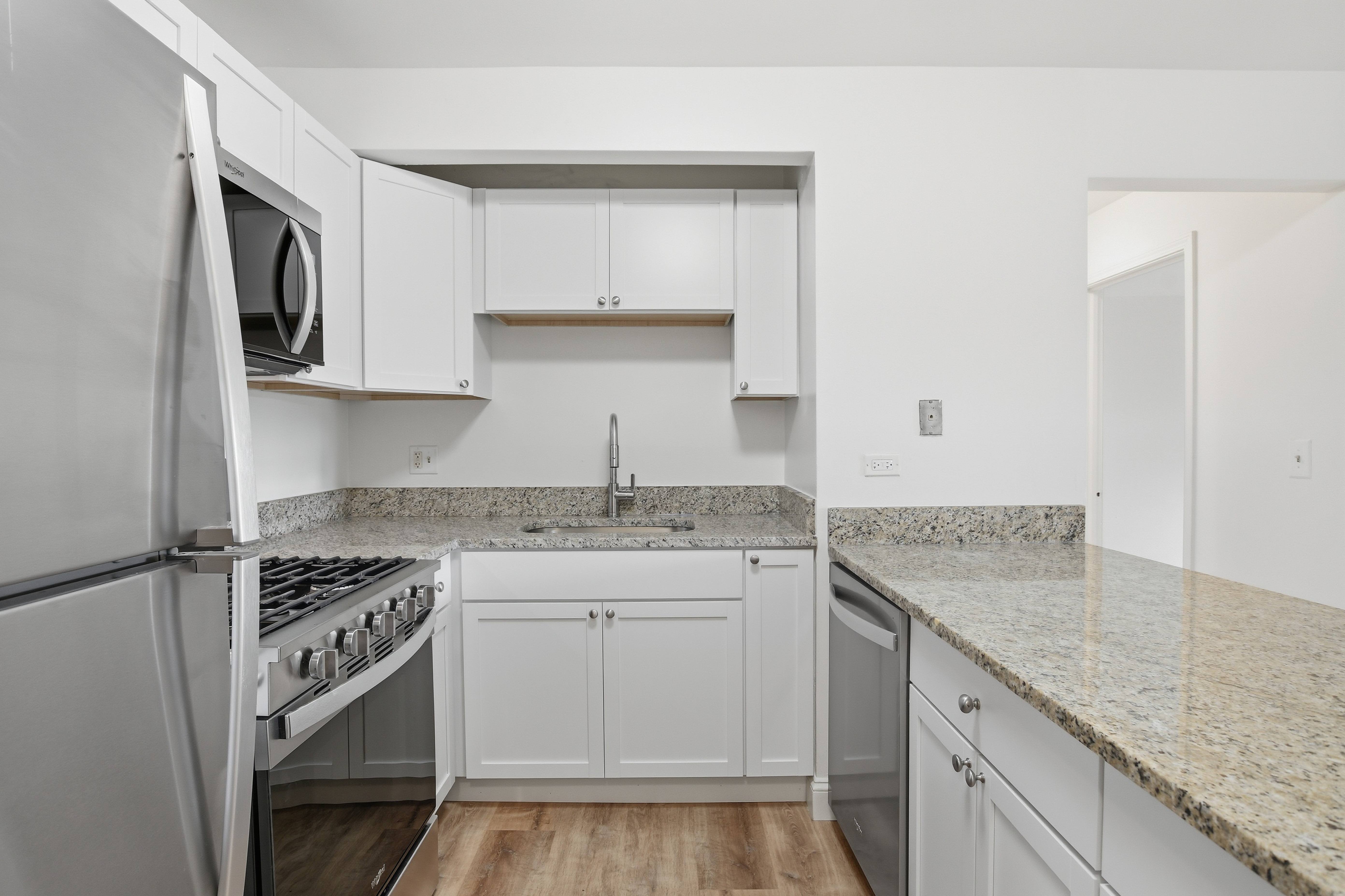 Buffalo Creek 70 S Buffalo Grove Rd, IL 60089