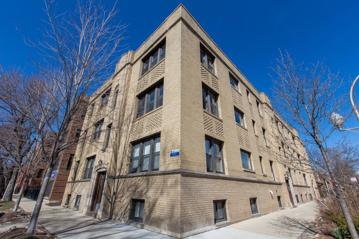1150-56 W Cornelia / 3501-03 N Racine 1150-56 W Cornelia / 3501-03  N Racine, Chicago, IL 60657 Wrigleyville - Leasing by Cross Street
