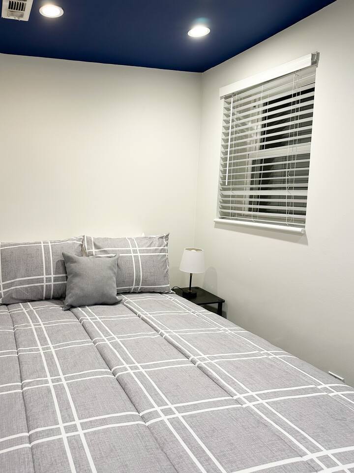 53 W. Burton Pl. 53 W. Burton Pl., Chicago, IL 60610 - Leasing by Cross Street