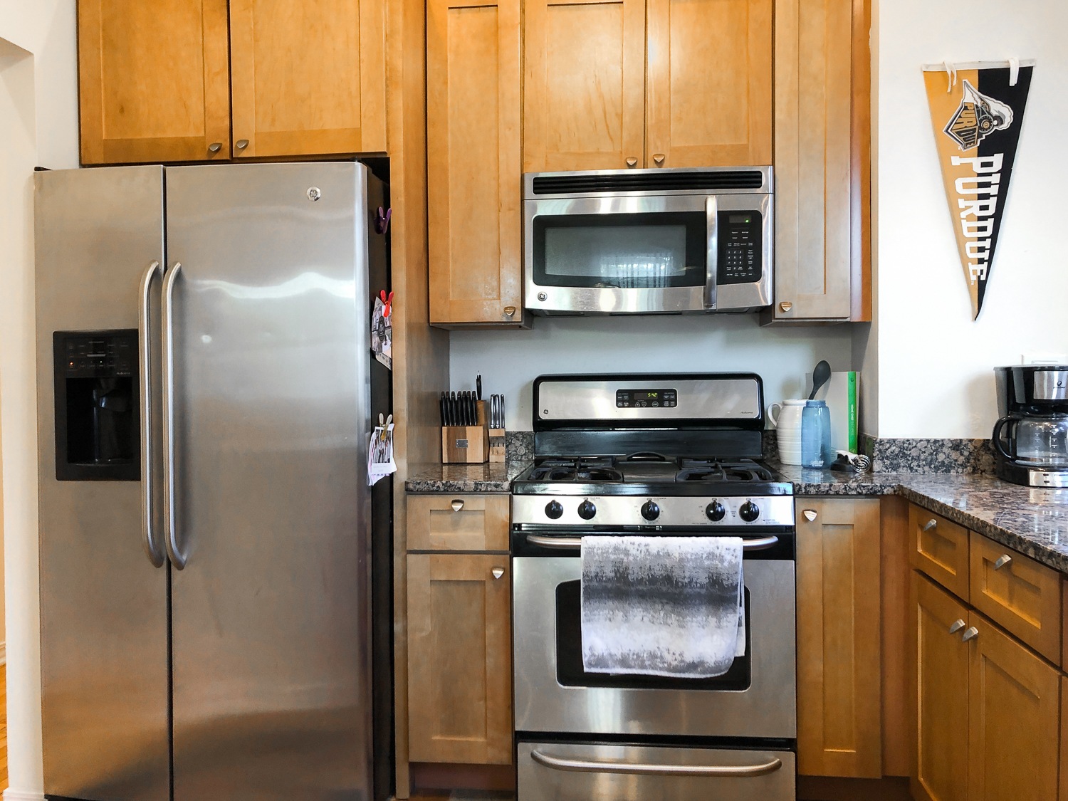 1311 N. Damen Ave. 1311 N. Damen Ave., Chicago, IL 60622 - Leasing by Cross Street