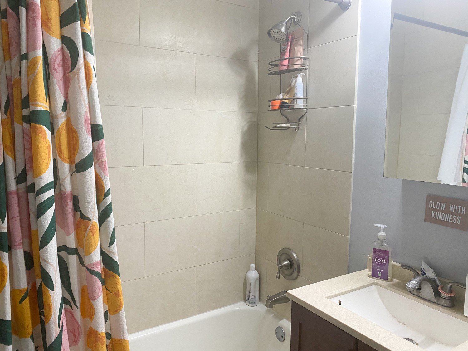 1407 W. Addison St. 1407 W. Addison St., Chicago, IL 60657 Lake View - Leasing by Cross Street