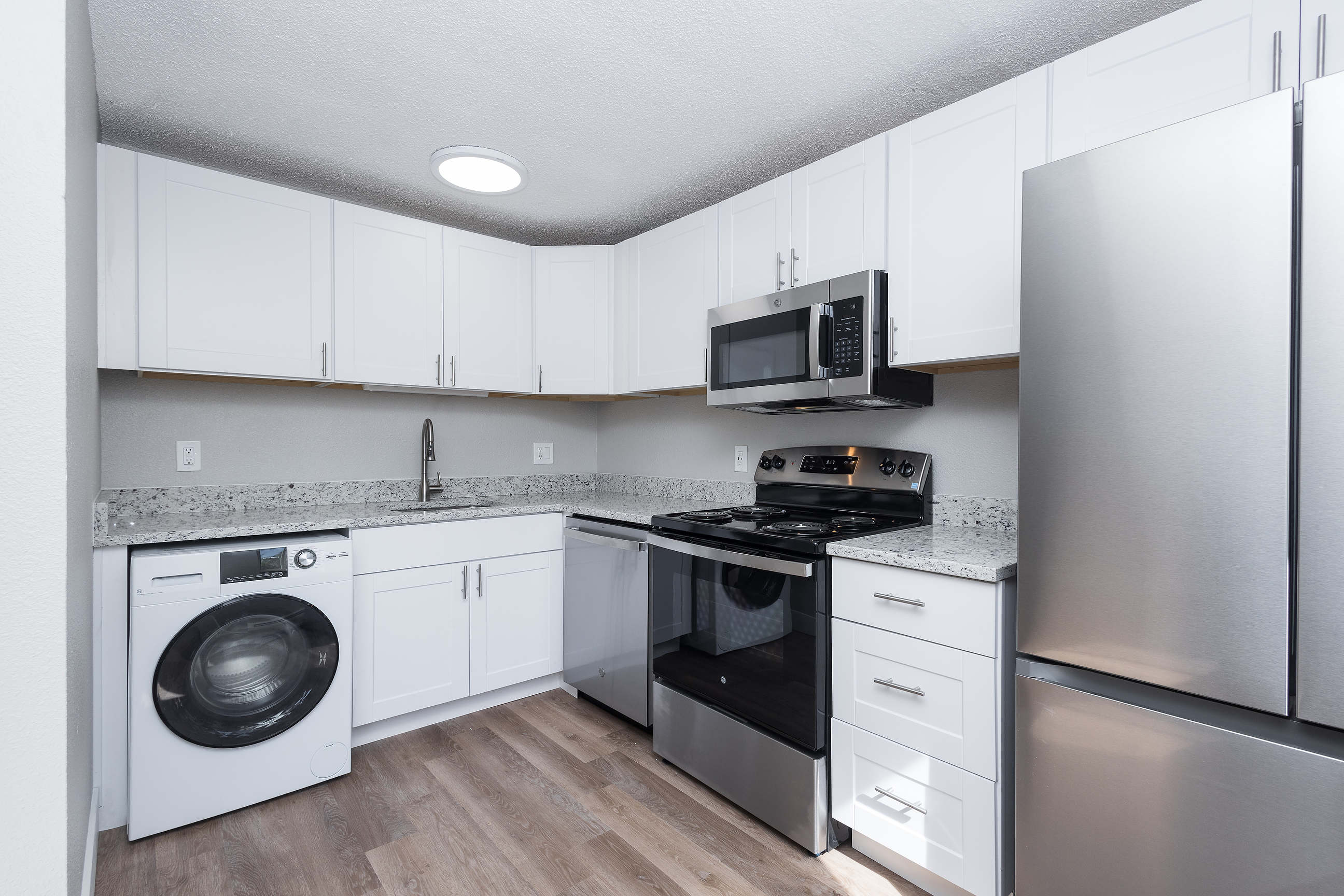 1451 Detroit 1451 Detroit St., Denver, CO 80206 Congress Park - Leasing by Cross Street