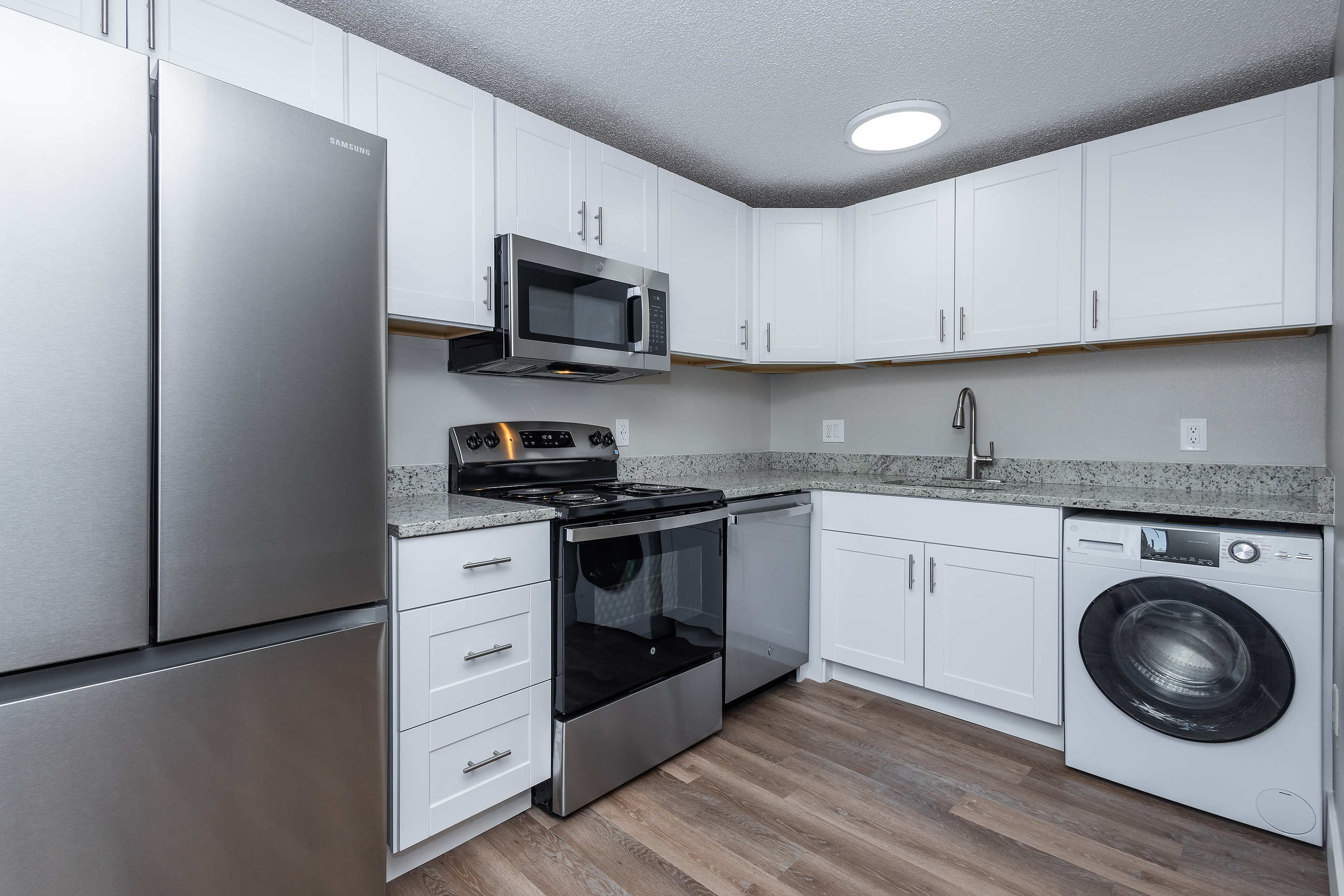 1451 Detroit 1451 Detroit St., Denver, CO 80206 Congress Park - Leasing by Cross Street