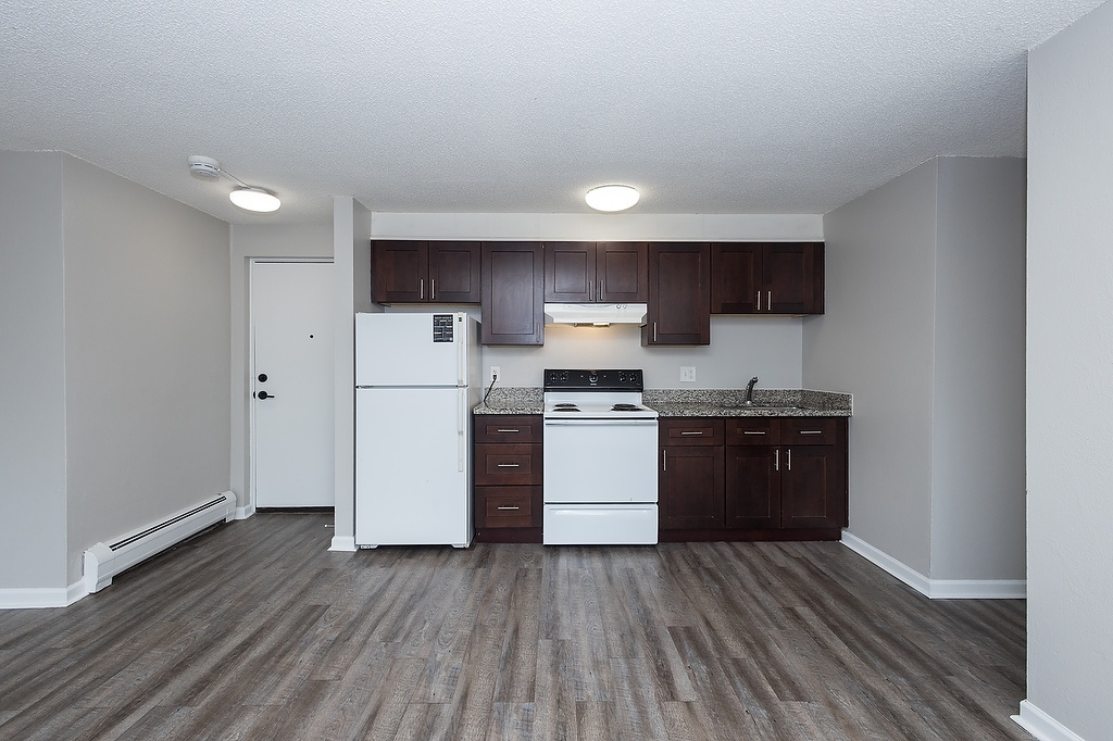 1451 Detroit 1451 Detroit St., Denver, CO 80206 Congress Park - Leasing by Cross Street
