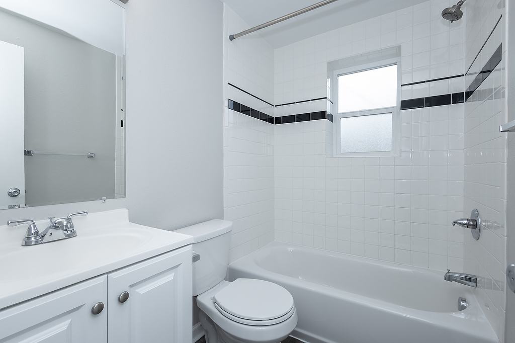 1451 Detroit 1451 Detroit St., Denver, CO 80206 Congress Park - Leasing by Cross Street