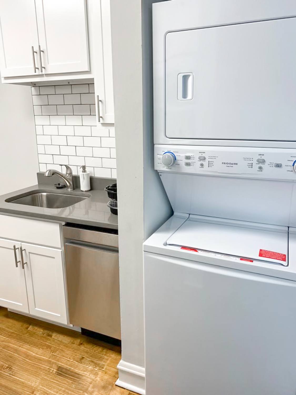 1461-65 W. Byron St. 1461-65 W. Byron St., Chicago, IL 60613 Lake View - Leasing by Cross Street