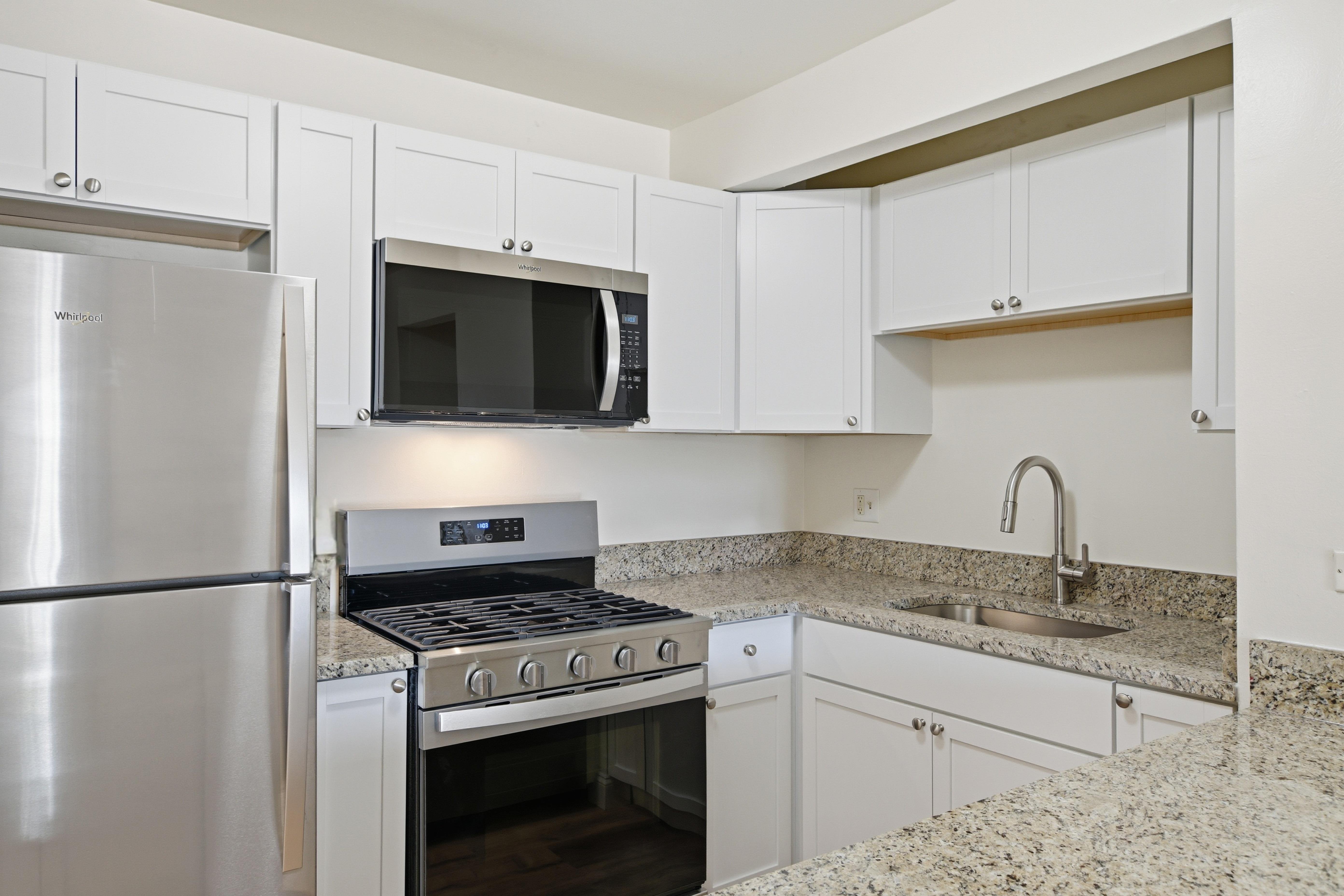 Buffalo Creek 70 S Buffalo Grove Rd, IL 60089