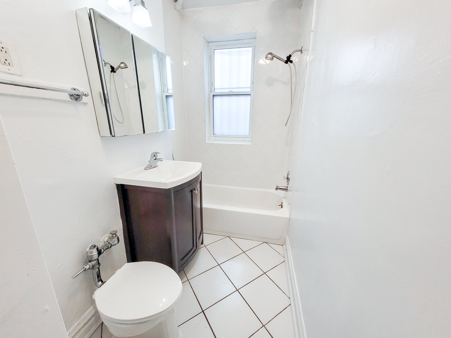 1400-12 N. Honore St. / 1501-07 N. Wicker Park Ave. 1400-12 N. Honore St., Chicago, IL 60622 West Town - Leasing by Cross Street