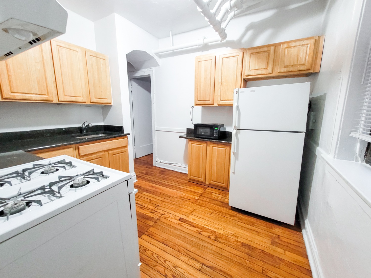 1400-12 N. Honore St. / 1501-07 N. Wicker Park Ave. 1400-12 N. Honore St., Chicago, IL 60622 West Town - Leasing by Cross Street
