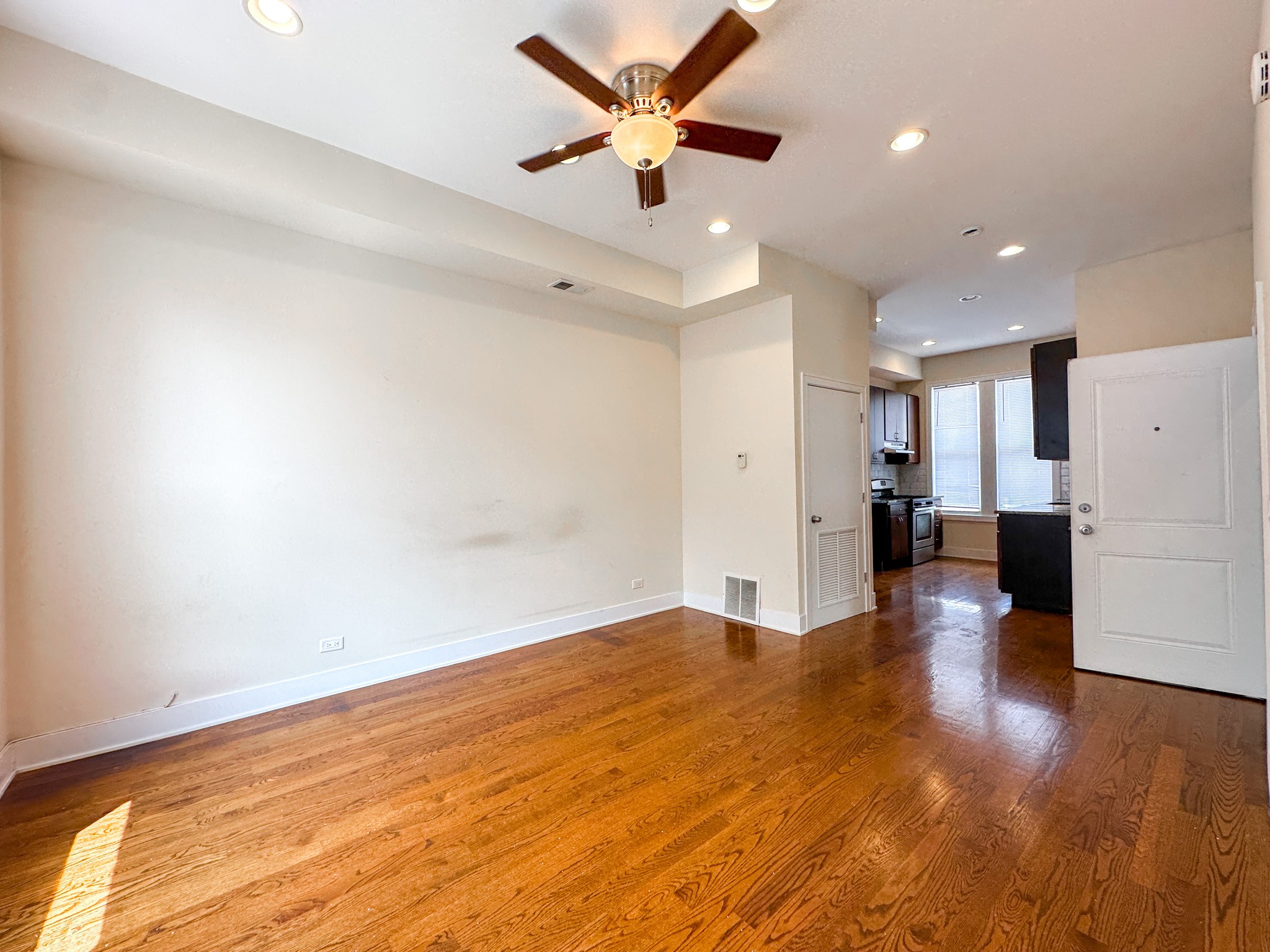 1513 N California Ave 1513 N California Ave, Chicago, IL 60622 Humboldt Park - Leasing by Cross Street