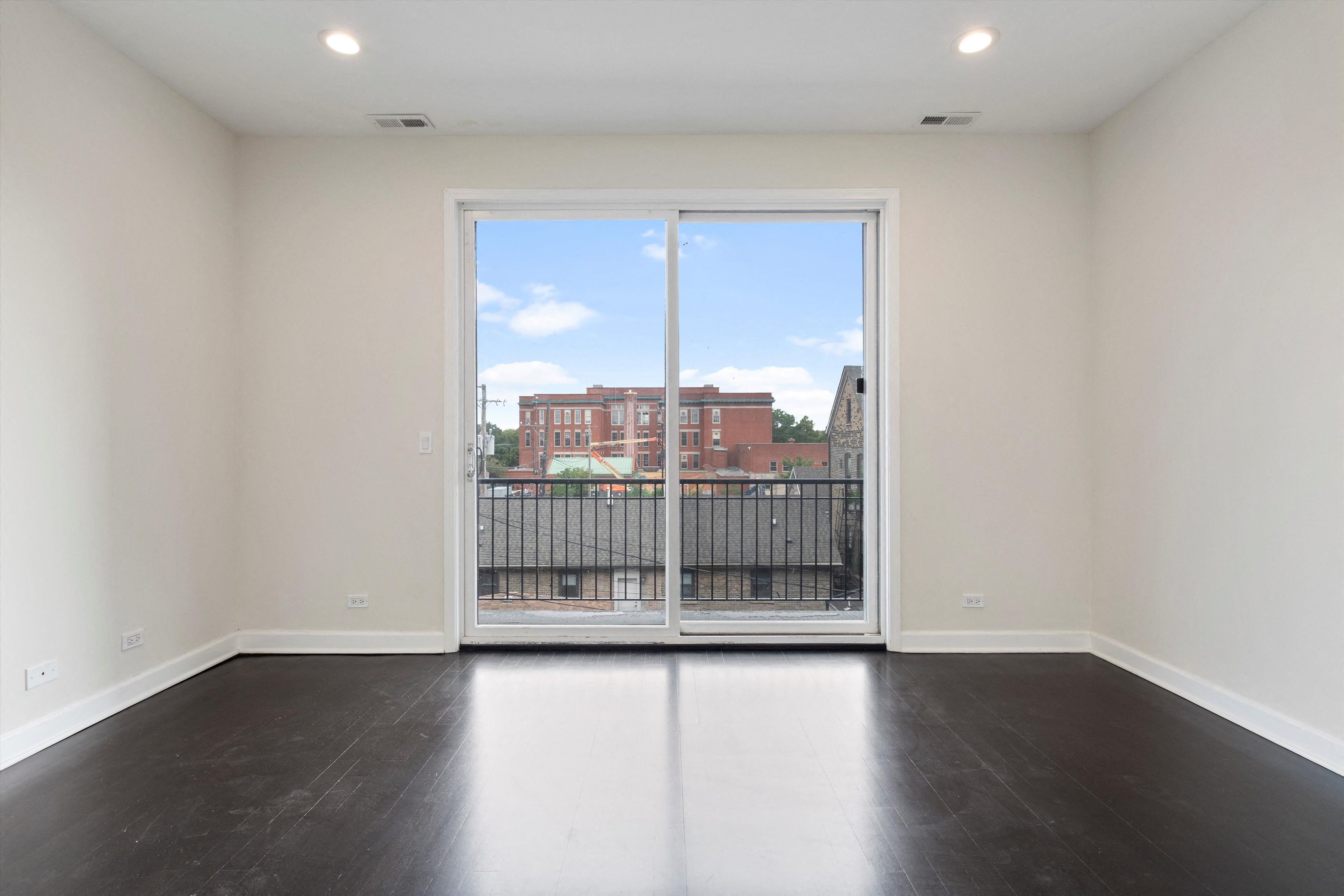 1636-56 N. Bosworth Ave. 1636-56 N. Bosworth Ave., Chicago, IL 60642 Bucktown - Leasing by Cross Street