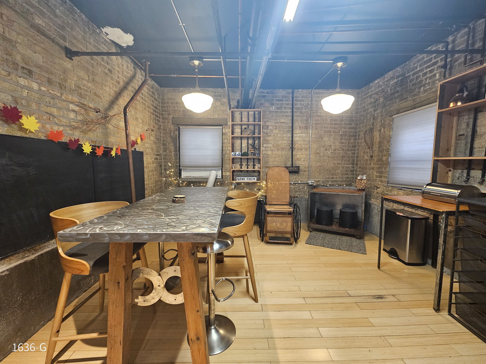 1634-38 W Granville Ave./ 6205-11 N Paulina St. 1634 W Granville Ave., Chicago 60660 Edgewater - Leasing by Cross Street