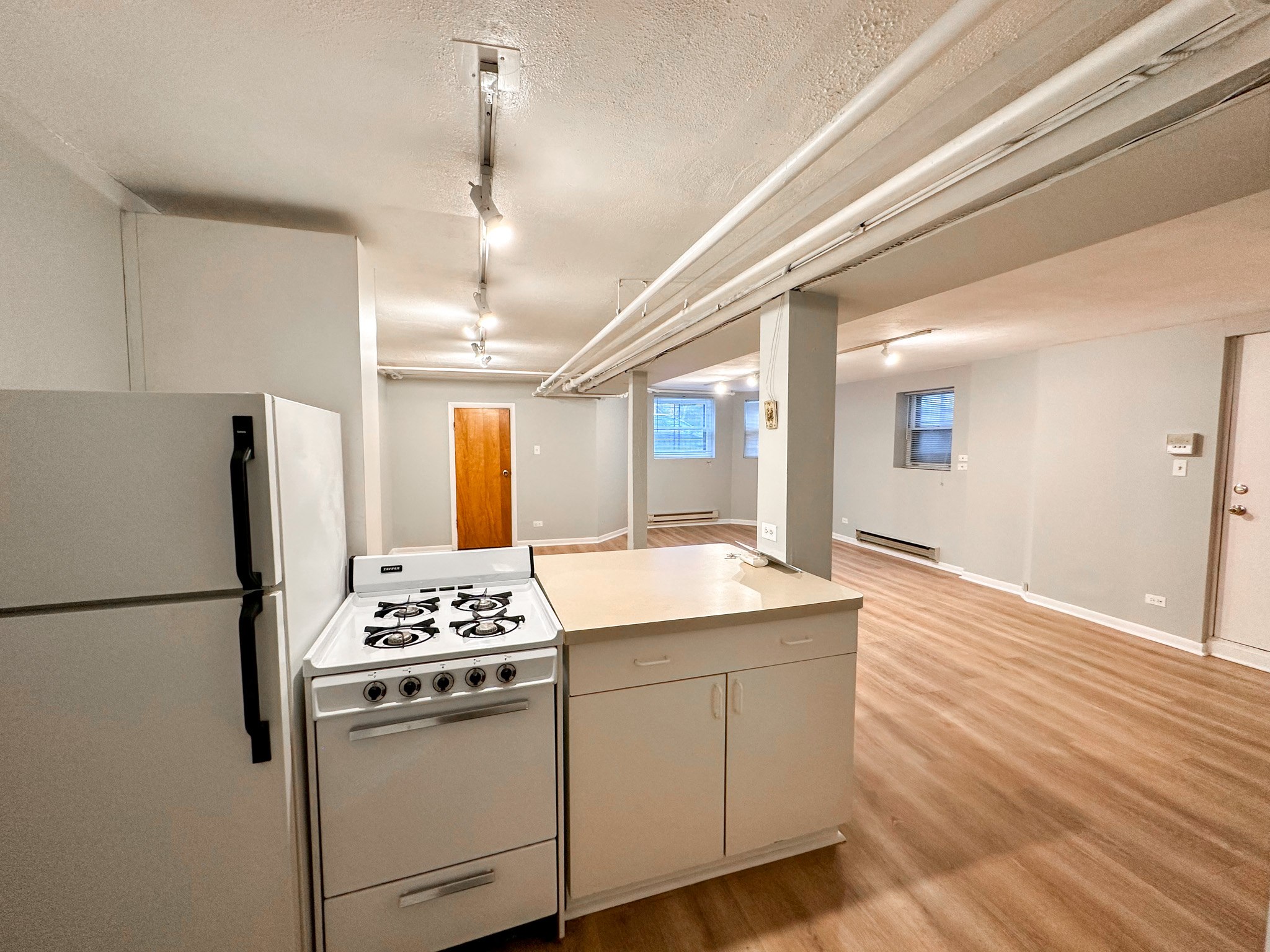 1822 N. Orleans St. 1822 N. Orleans St., Chicago, IL 60614 Old Town Triangle - Leasing by Cross Street