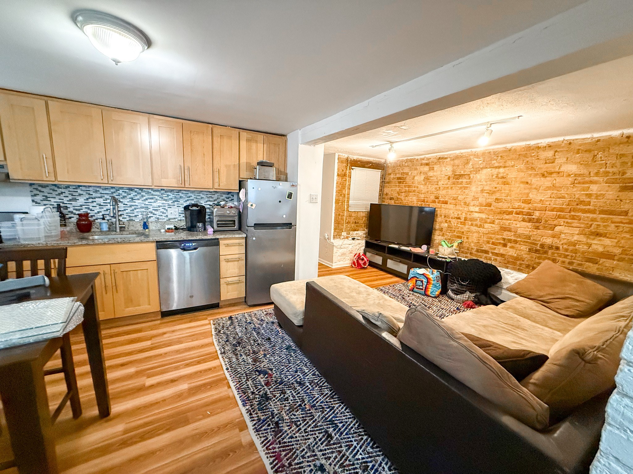 1834 N. Orleans St. 1834 N. Orleans St., Chicago, IL 60614 Old Town Triangle - Leasing by Cross Street