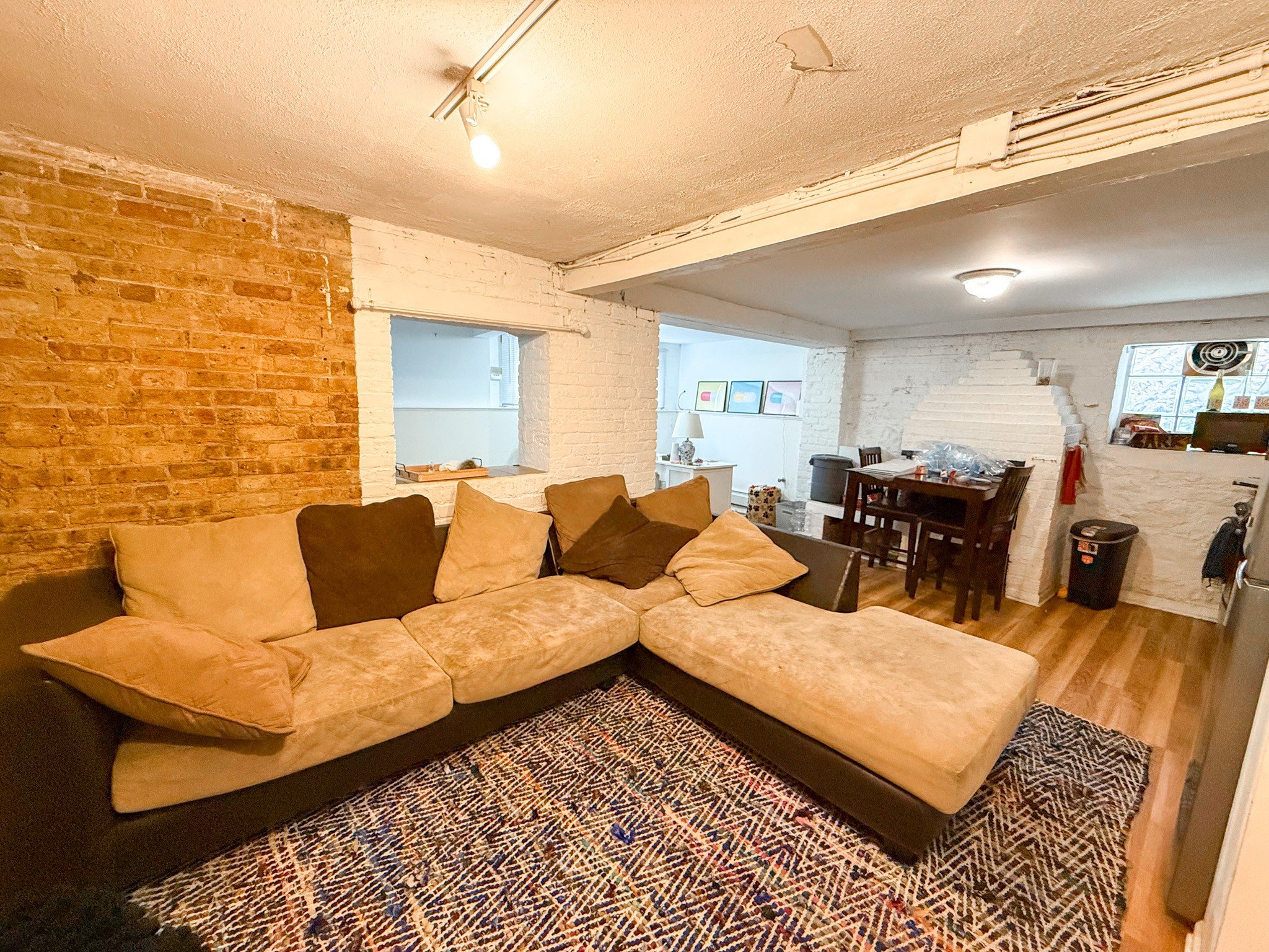 1834 N. Orleans St. 1834 N. Orleans St., Chicago, IL 60614 Old Town Triangle - Leasing by Cross Street