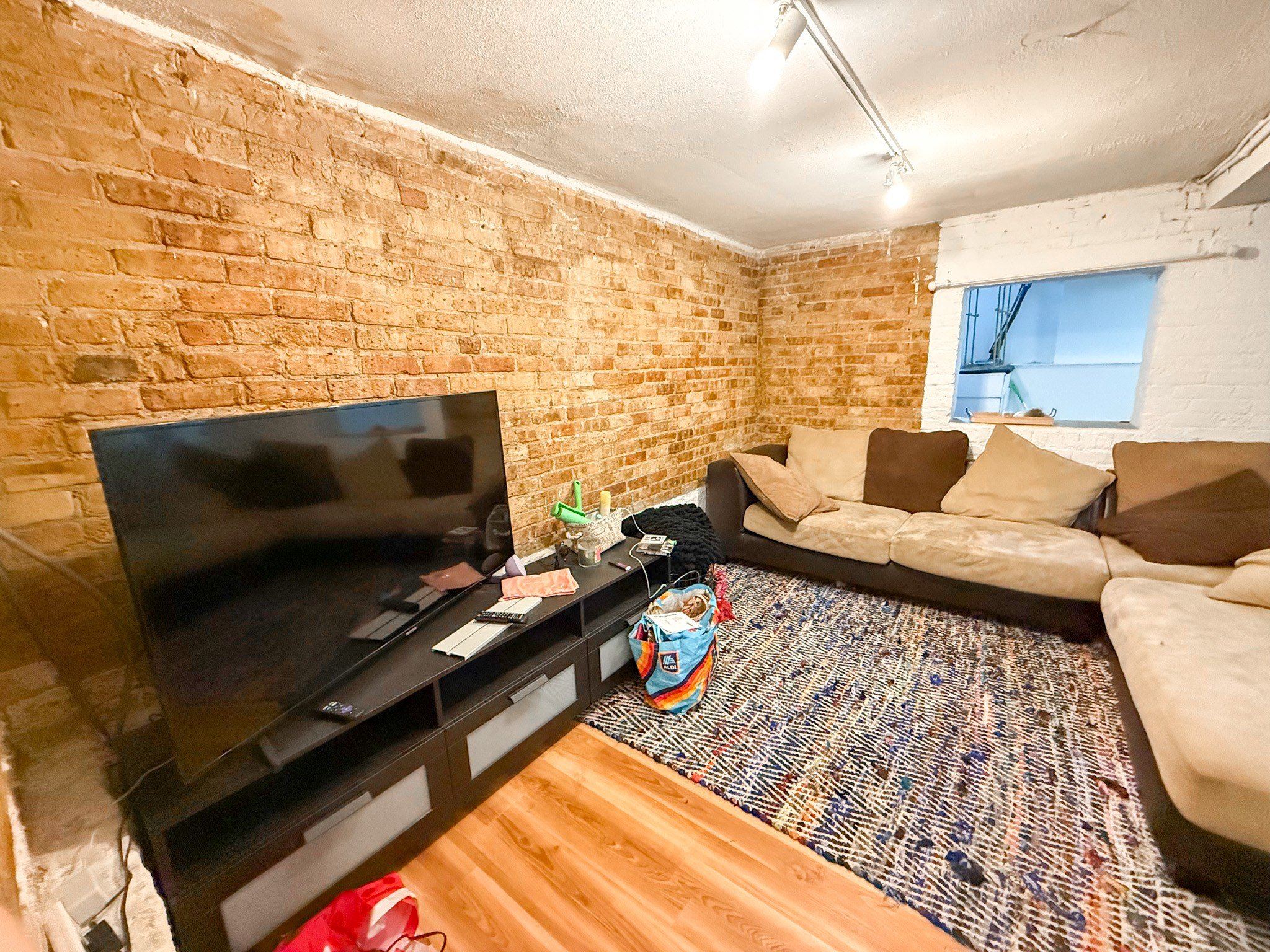1834 N. Orleans St. 1834 N. Orleans St., Chicago, IL 60614 Old Town Triangle - Leasing by Cross Street