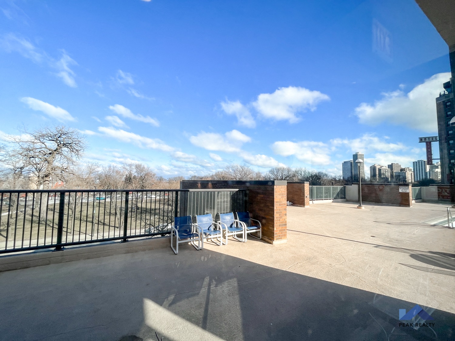 1850 N. Clark St. Condos 1850 N. Clark St., Chicago, IL 60614 Old Town Triangle - Leasing by Cross Street