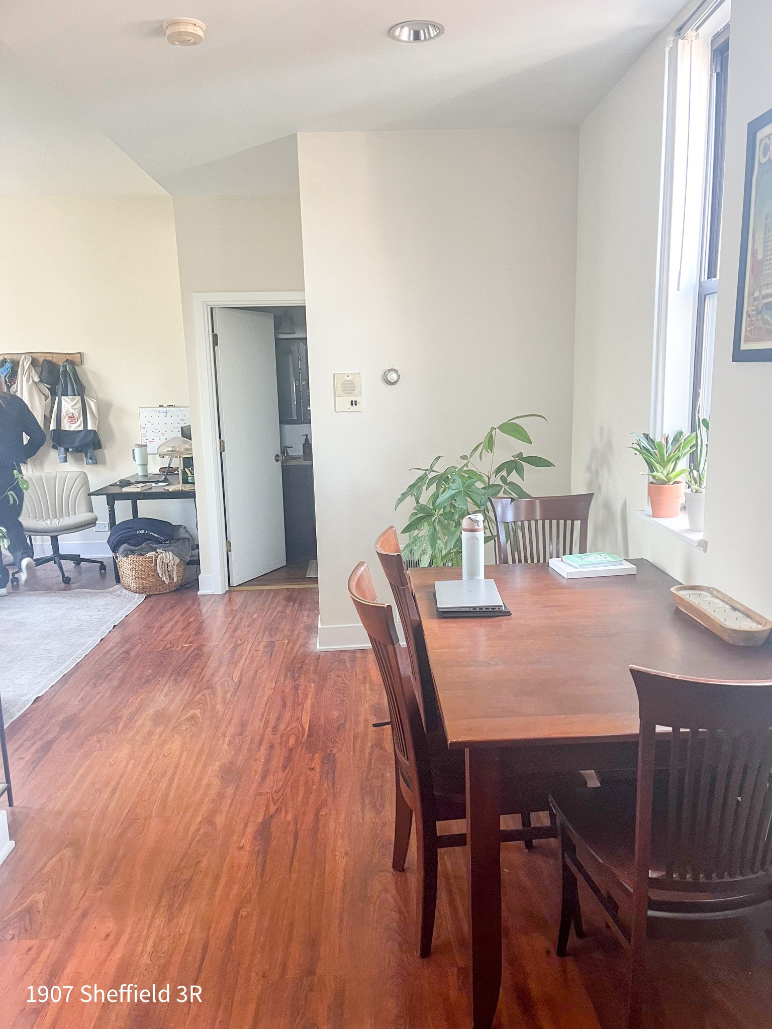 1907 N Sheffield Ave 1907 N Sheffield Ave, Chicago, IL 60614 - Leasing by Cross Street