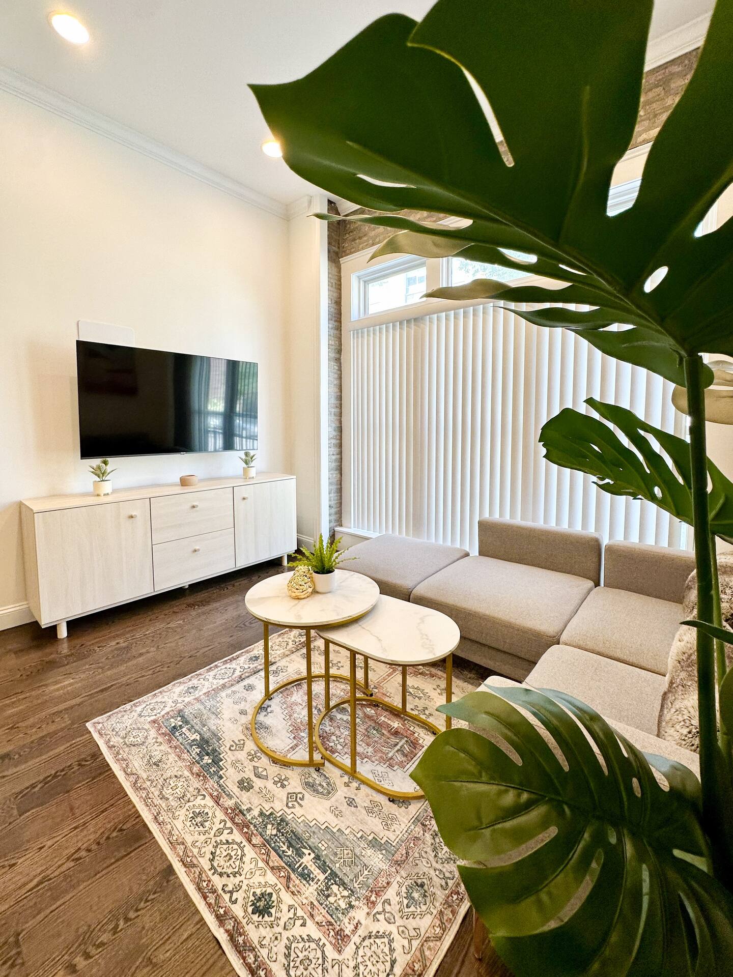 53 W. Burton Pl. 53 W. Burton Pl., Chicago, IL 60610