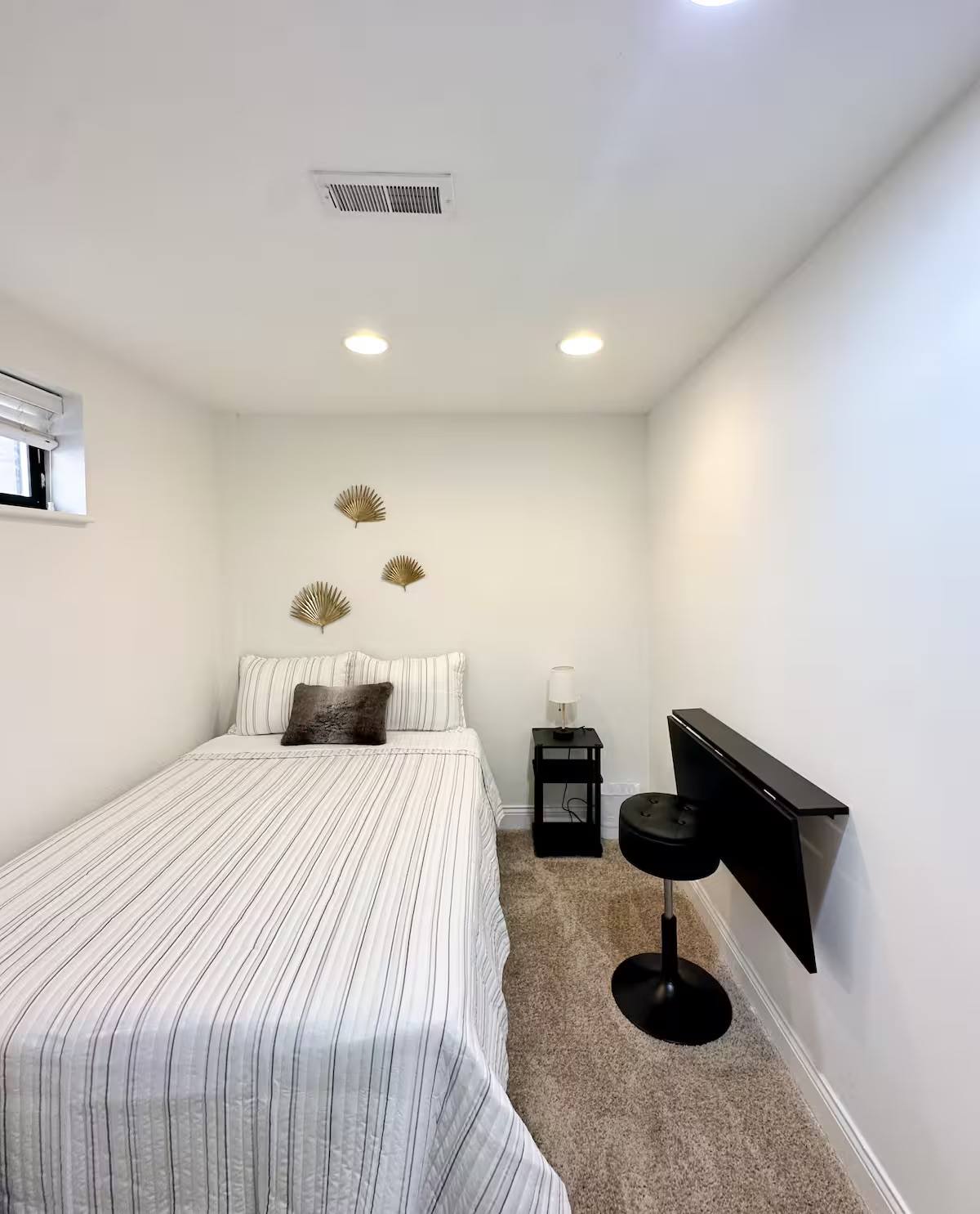 53 W. Burton Pl. 53 W. Burton Pl., Chicago, IL 60610