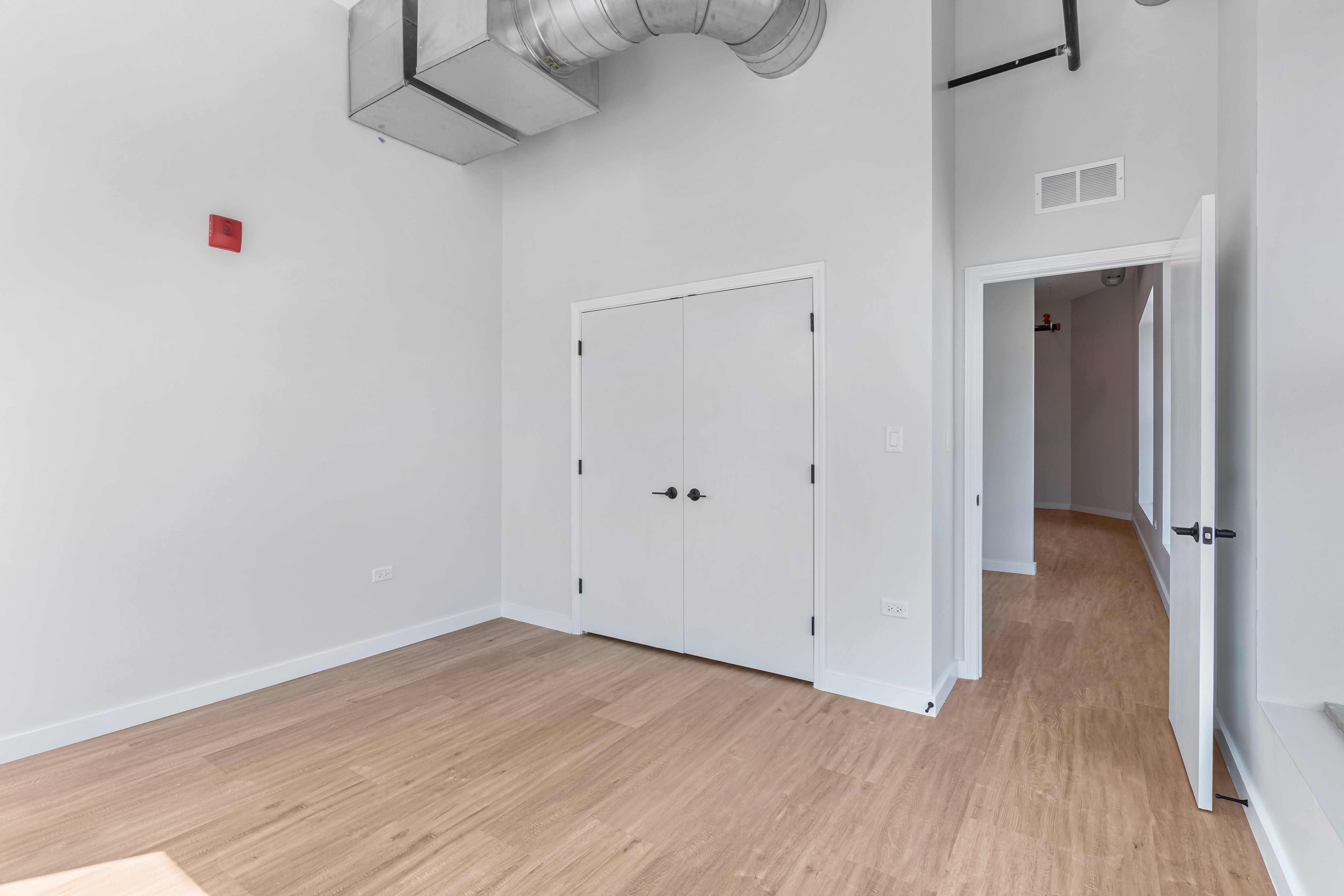 805 N. Milwaukee 805 N. Milwaukee Ave., Chicago 60642 River West - Leasing by Cross Street