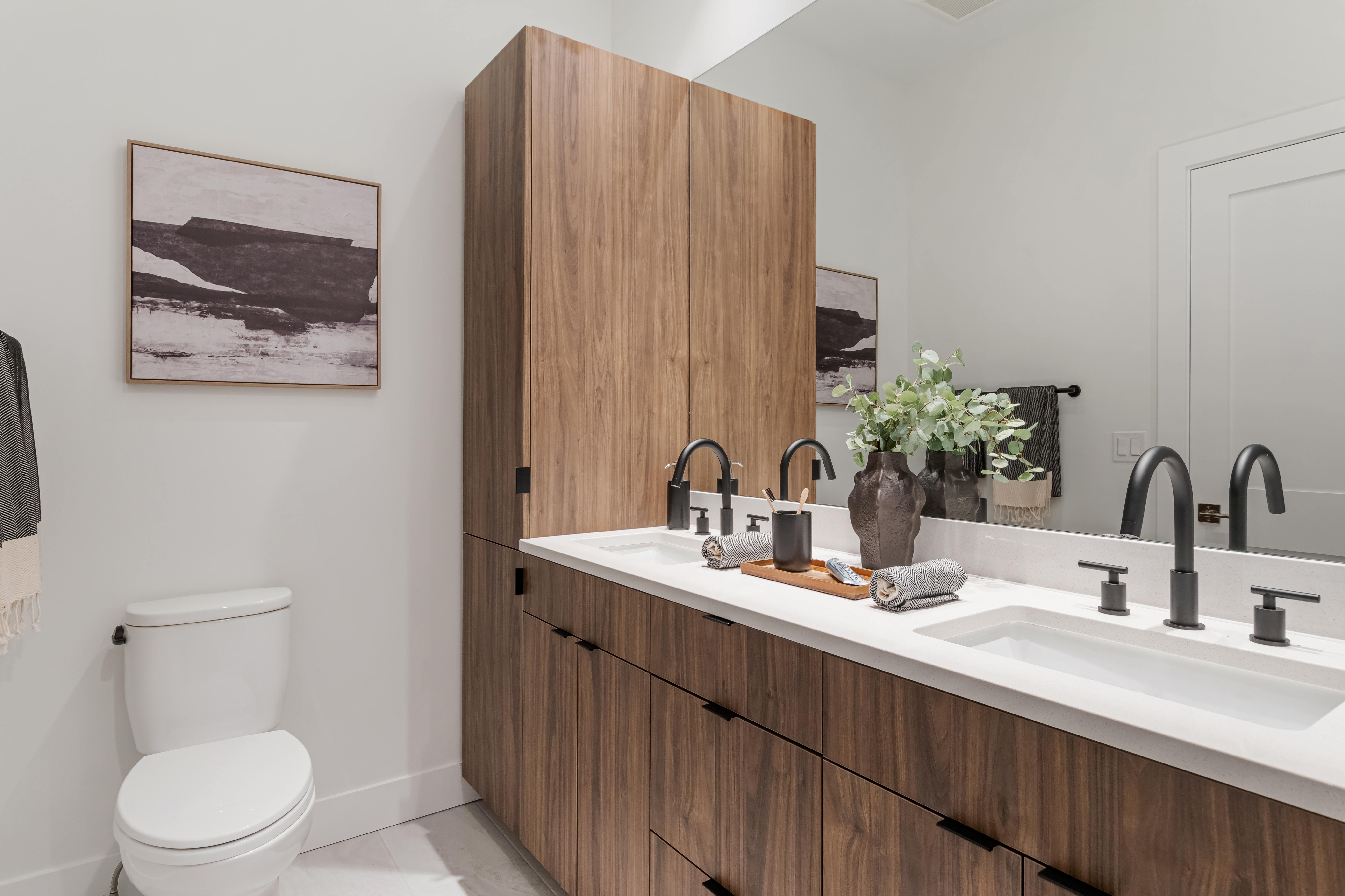 North + Damen 1628 N. Damen Ave, Chicago, IL 60647 - Leasing by Cross Street