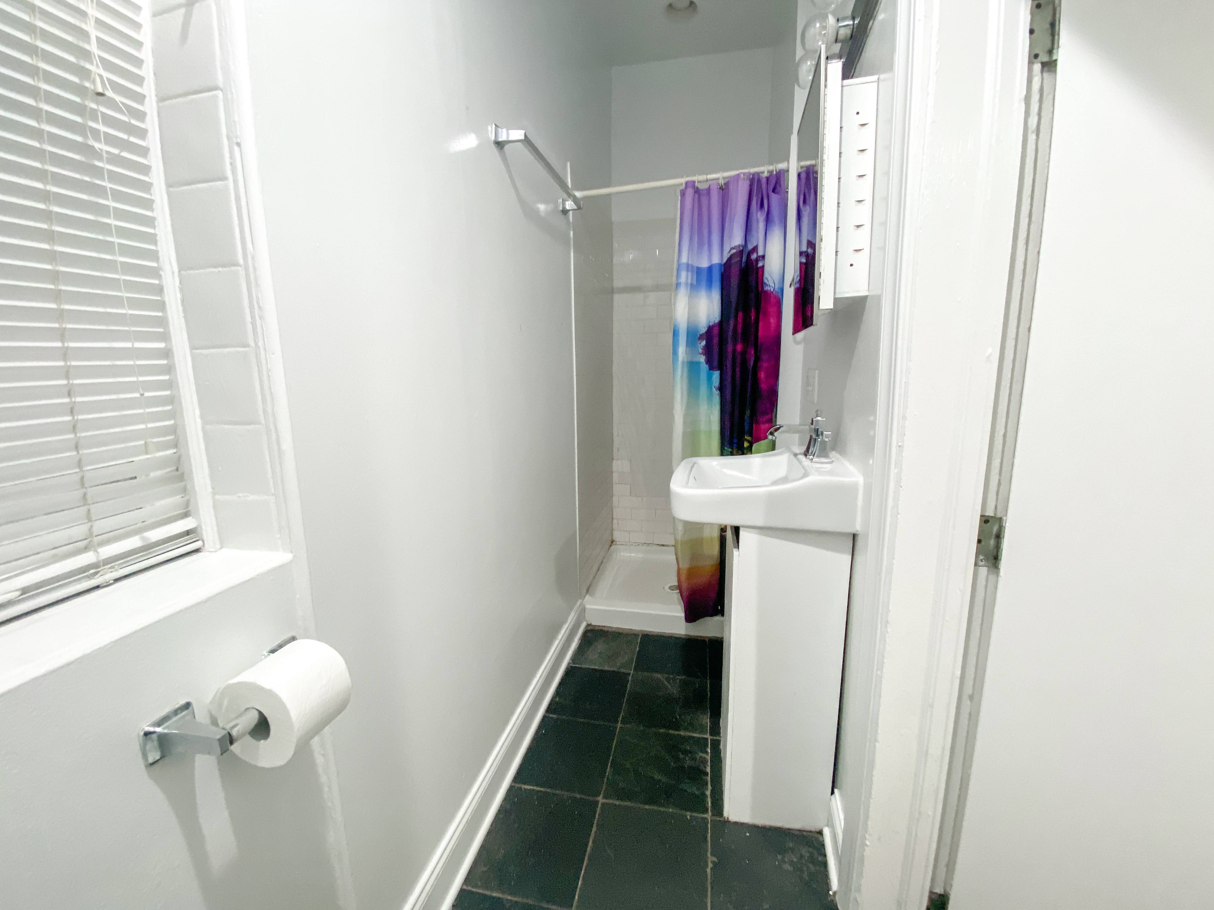 2102 N. Hoyne Ave. 2102 N. Hoyne Ave., Chicago, IL 60647 Bucktown - Leasing by Cross Street