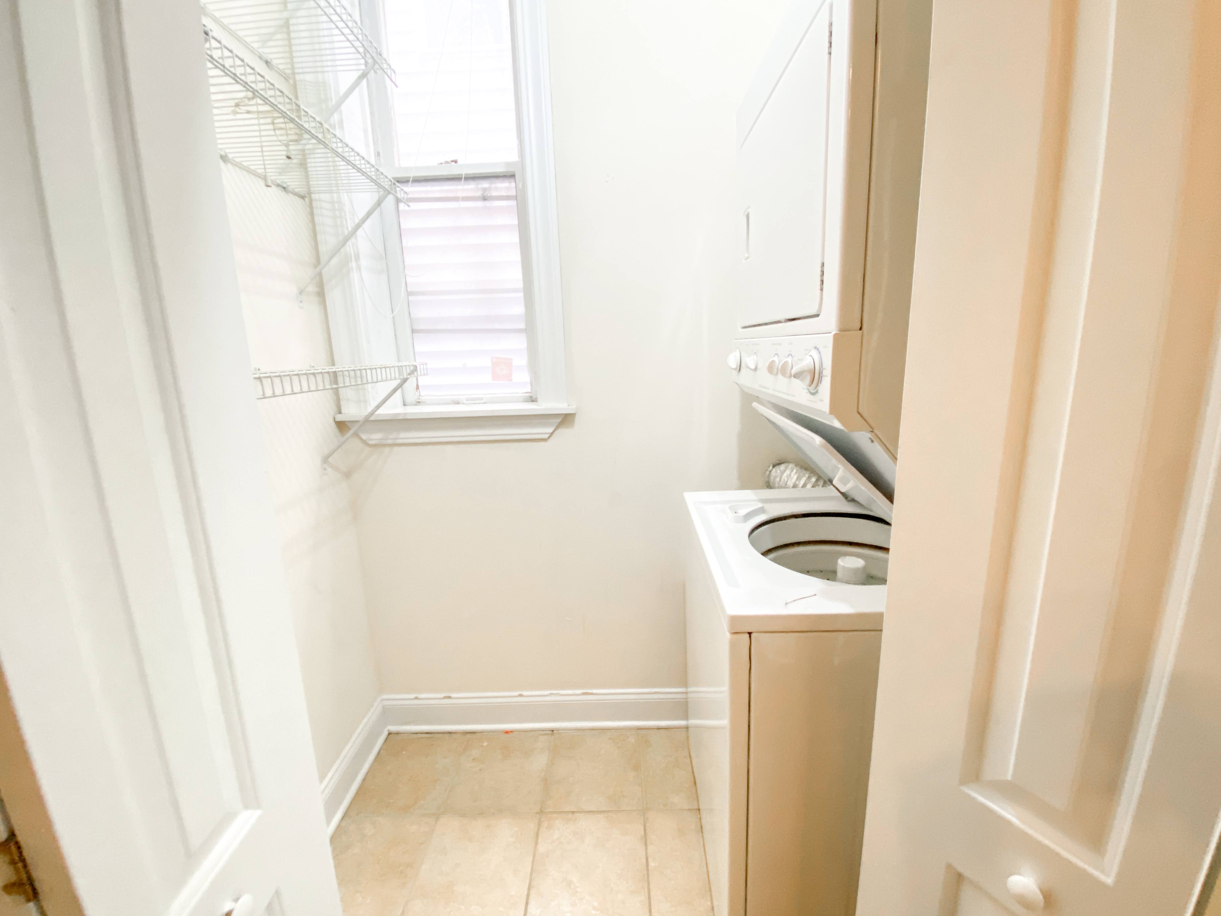 2102 N. Hoyne Ave. 2102 N. Hoyne Ave., Chicago, IL 60647 Bucktown - Leasing by Cross Street