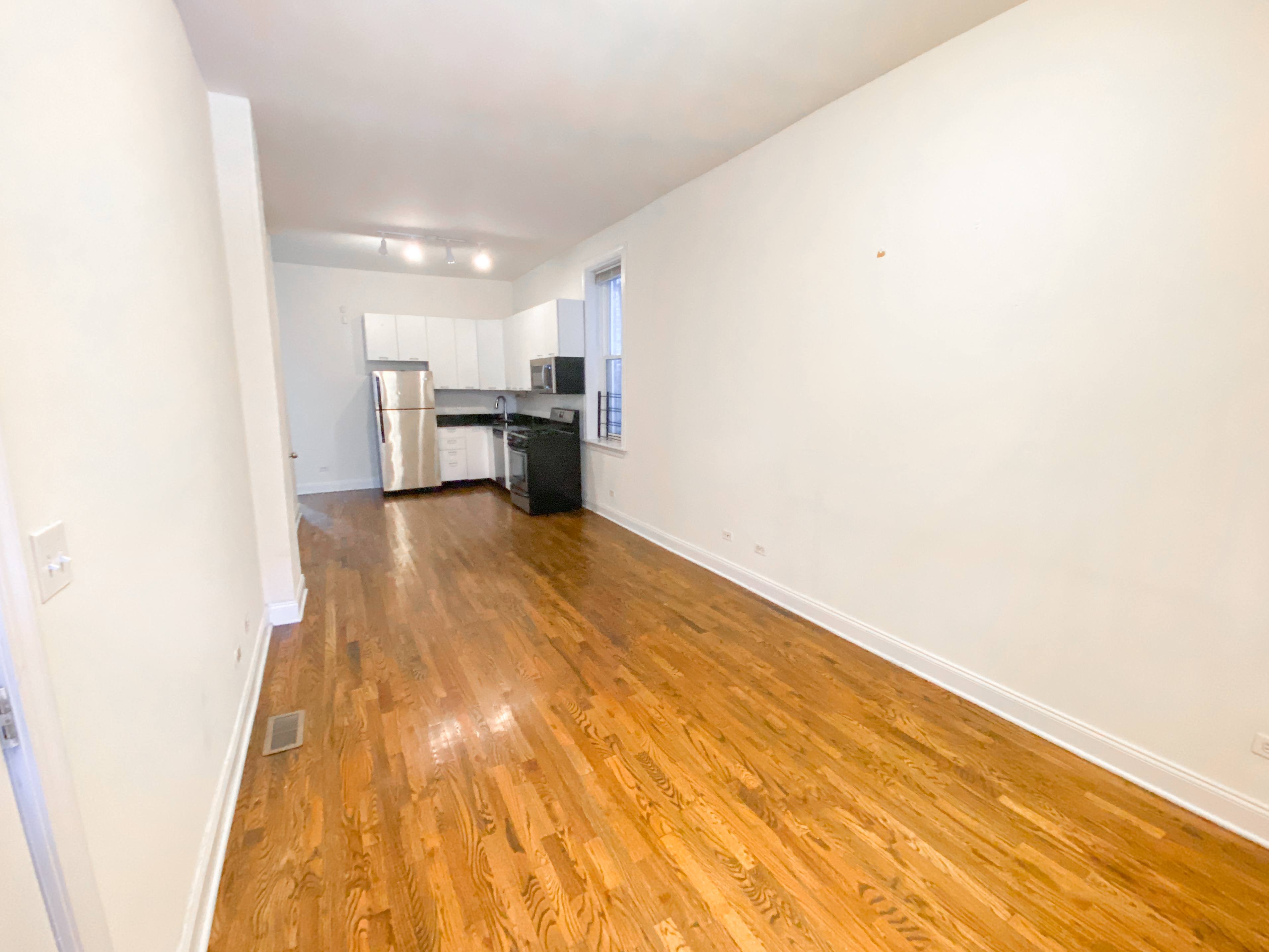 2102 N. Hoyne Ave. 2102 N. Hoyne Ave., Chicago, IL 60647 Bucktown - Leasing by Cross Street