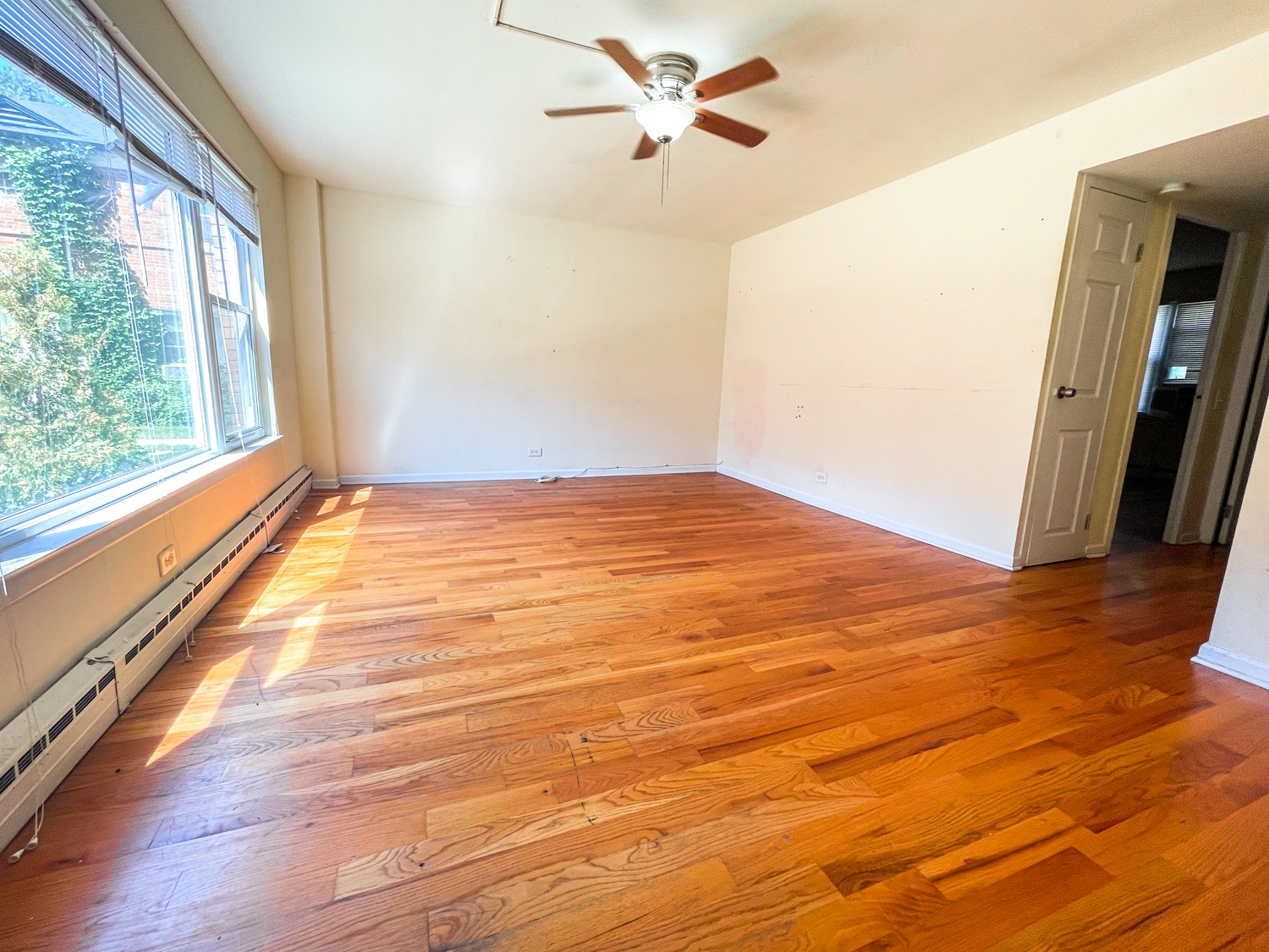 2104-24 W. Farragut Ave. 2104 W. Farragut Ave., Chicago, IL 60625