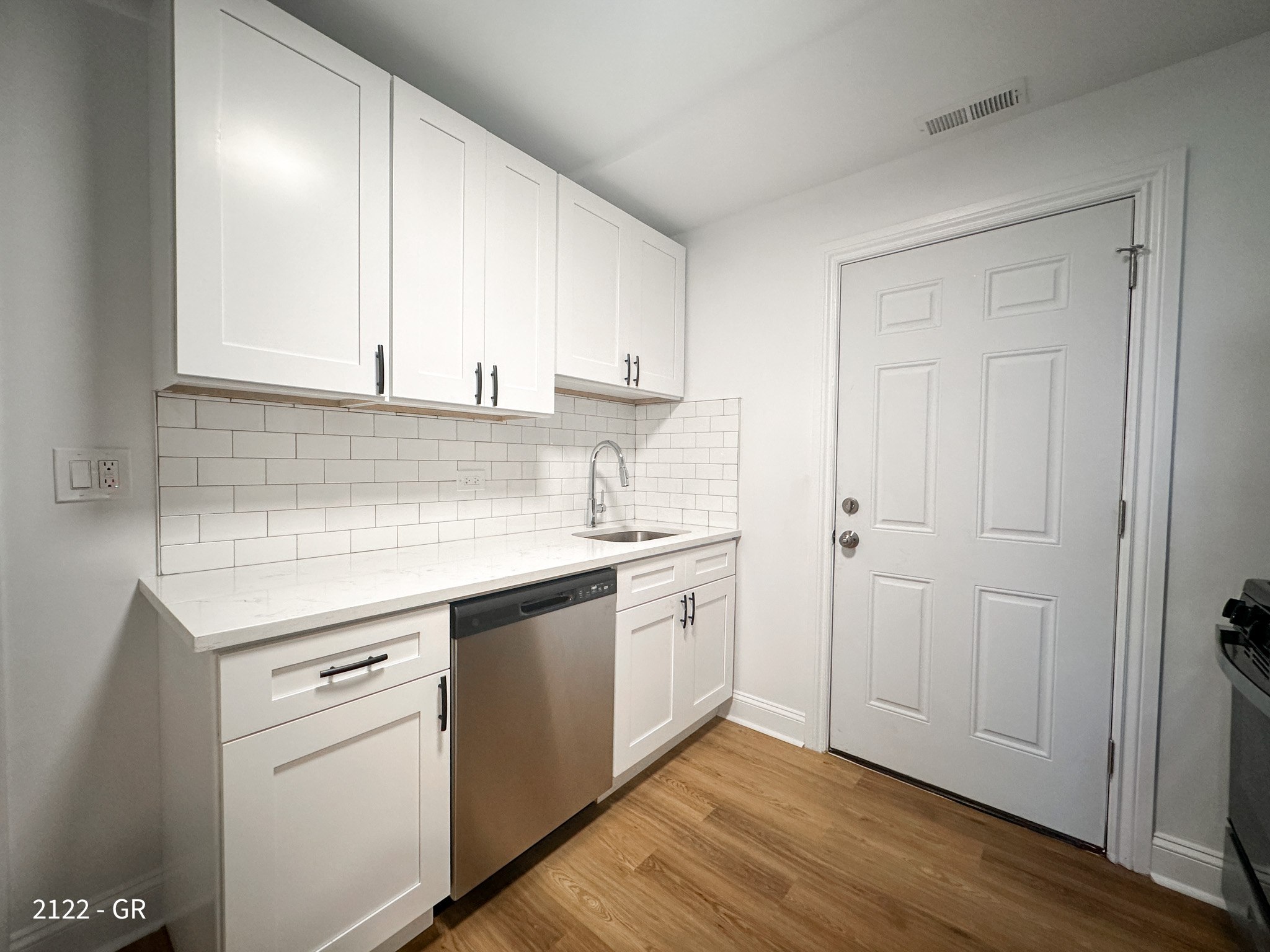 2122 N. Kimball Ave. / 3407 W. Shakespeare Ave. 2122 N. Kimball Ave. / 3407 W. Shakespeare Ave., Chicago, IL 60647 - Leasing by Cross Street