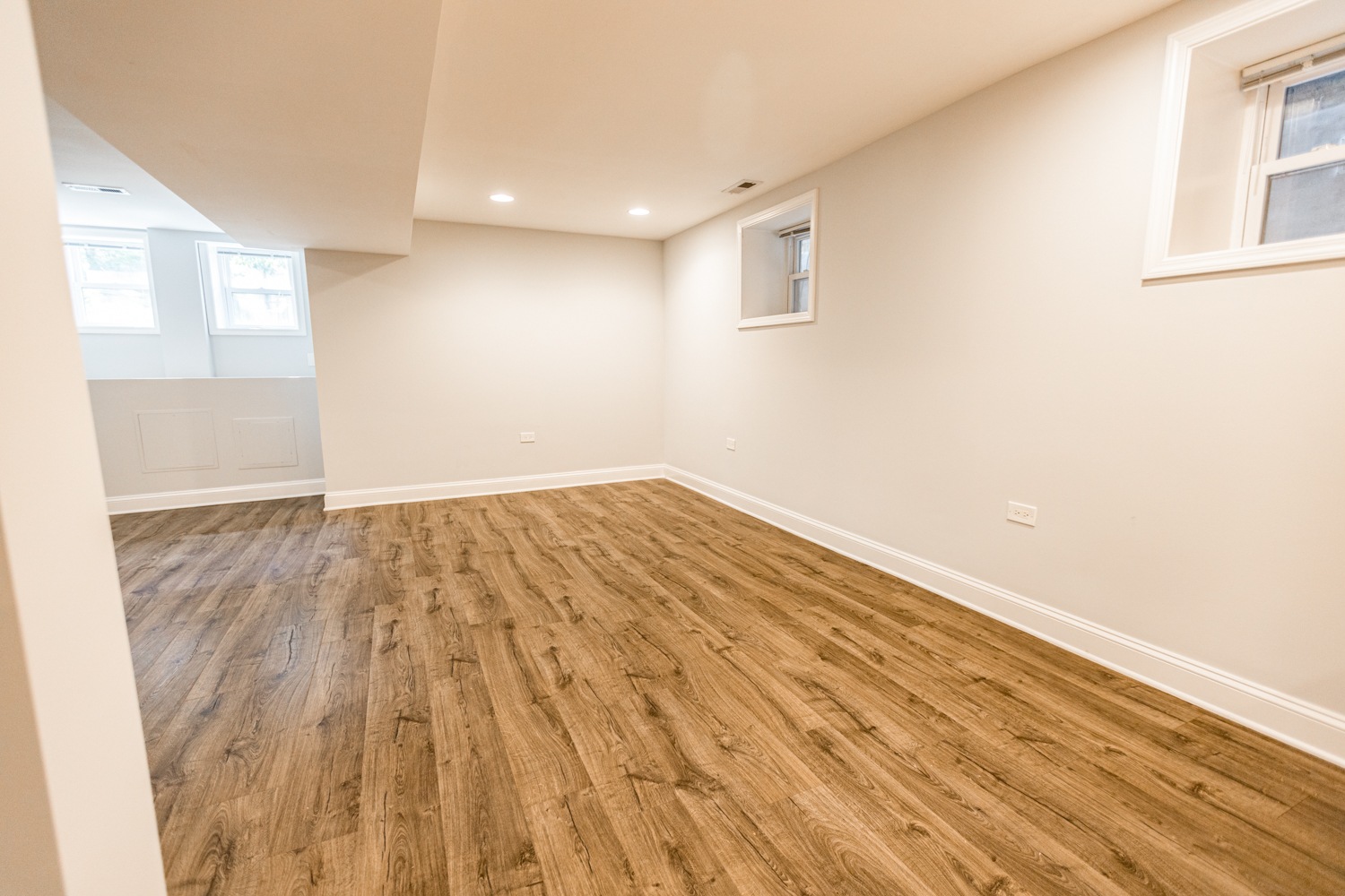 2127 N. Sheffield Ave. 2127 N. Sheffield Ave., Chicago, IL 60614 Lincoln Park - Leasing by Cross Street